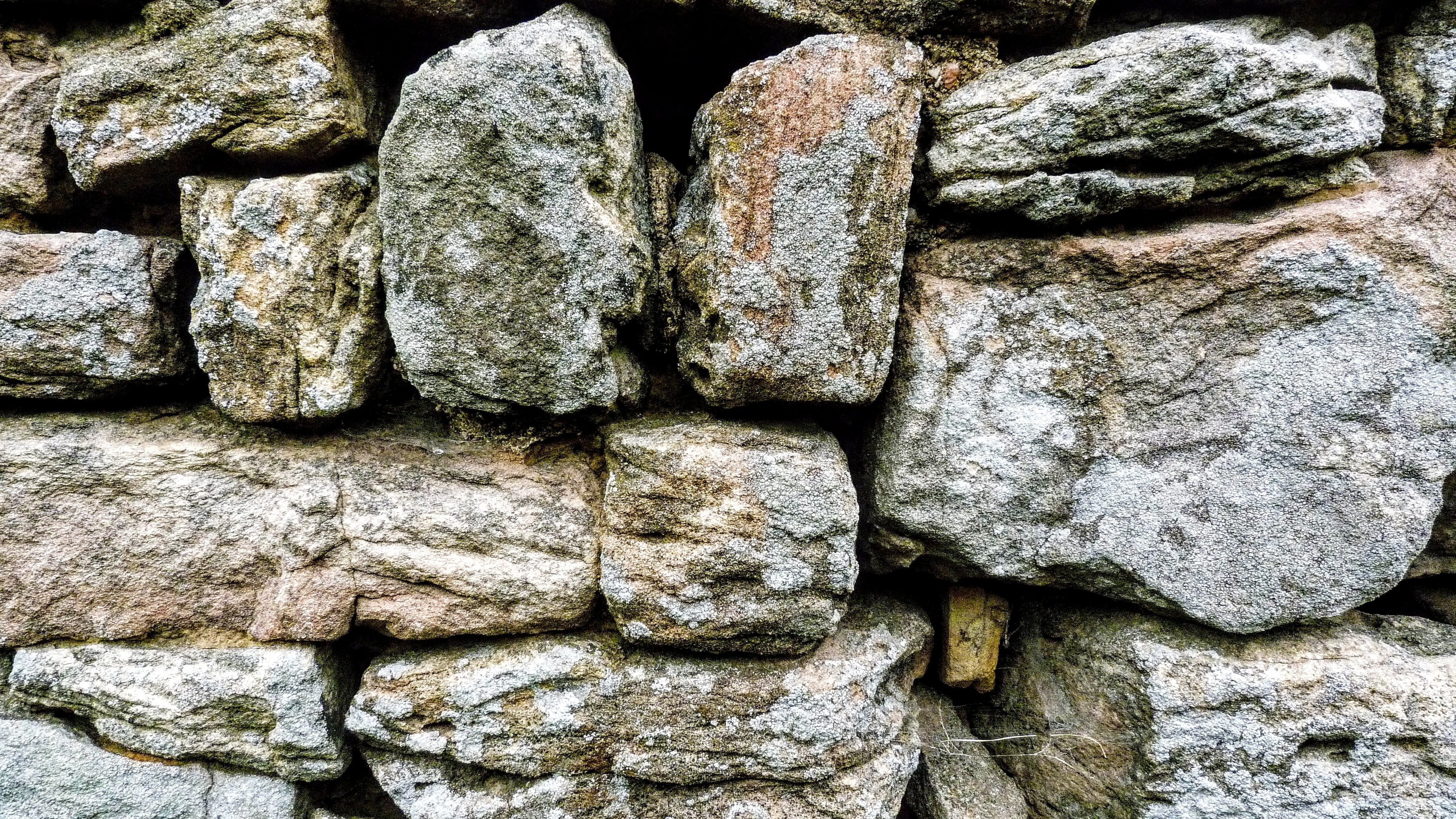 pattern, stone wall, retaining wall, old, solid, masonry, backgrounds, 4K, full frame, outdoors, nature, stack, plant, rough, castle, wall, no people, HD Wallpaper