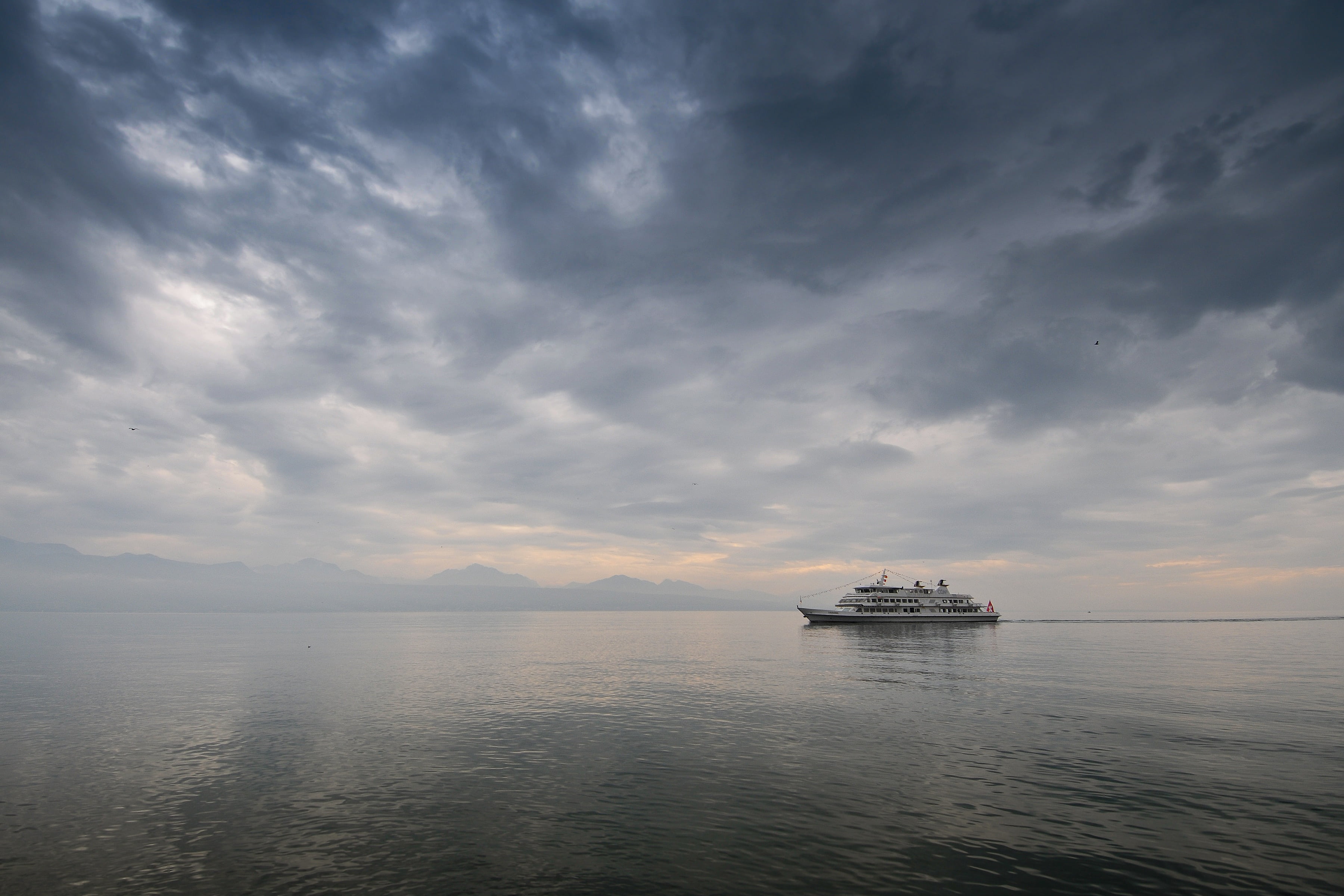 cruise ship, sea, passenger craft, sailing, nautical Vessel, no people, mode of transportation, clouds, lake, 2K, waterfront, transportation, tranquility, HD Wallpaper