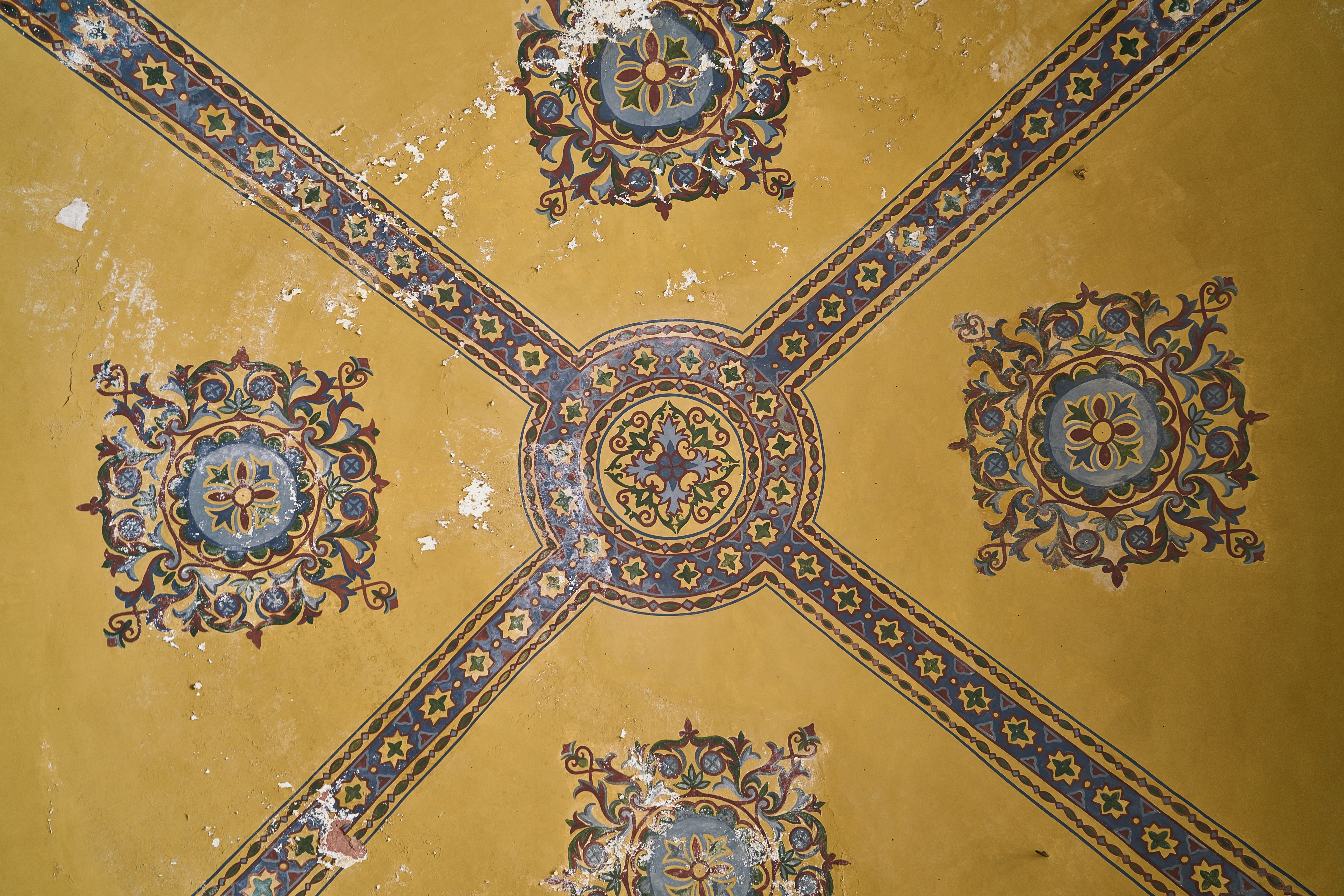 texture, art and craft, pattern, decoration, 5K, creativity, no people, indoors, composition, detail, floral pattern, building, aesthetics, HD Wallpaper