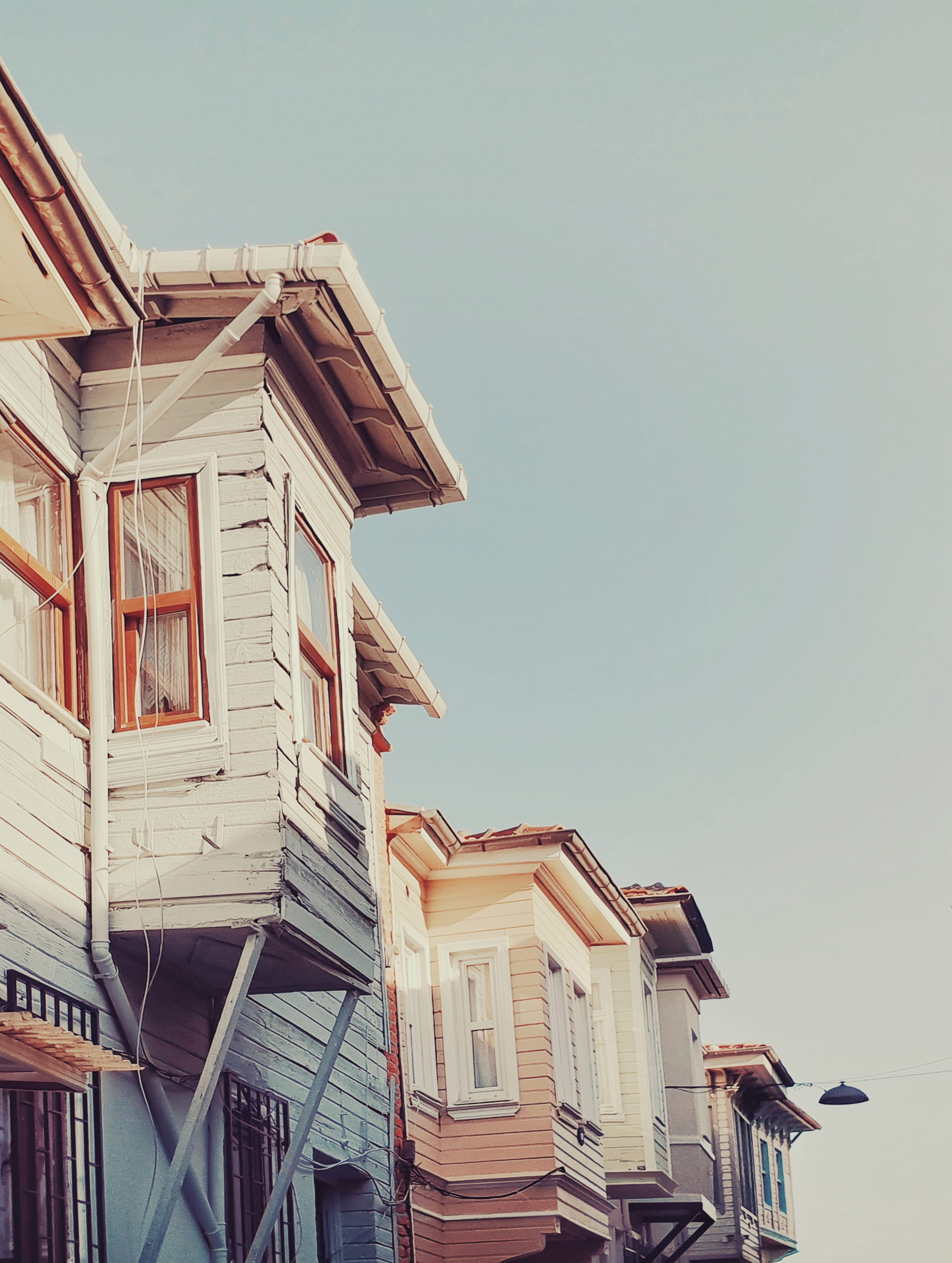 no people, sky, istanbul, old city, residential district, nature, neighborhood, housing, shelter, built structure, balcony, rural, city, blue, turkey, wood house, Phone HD Wallpaper
