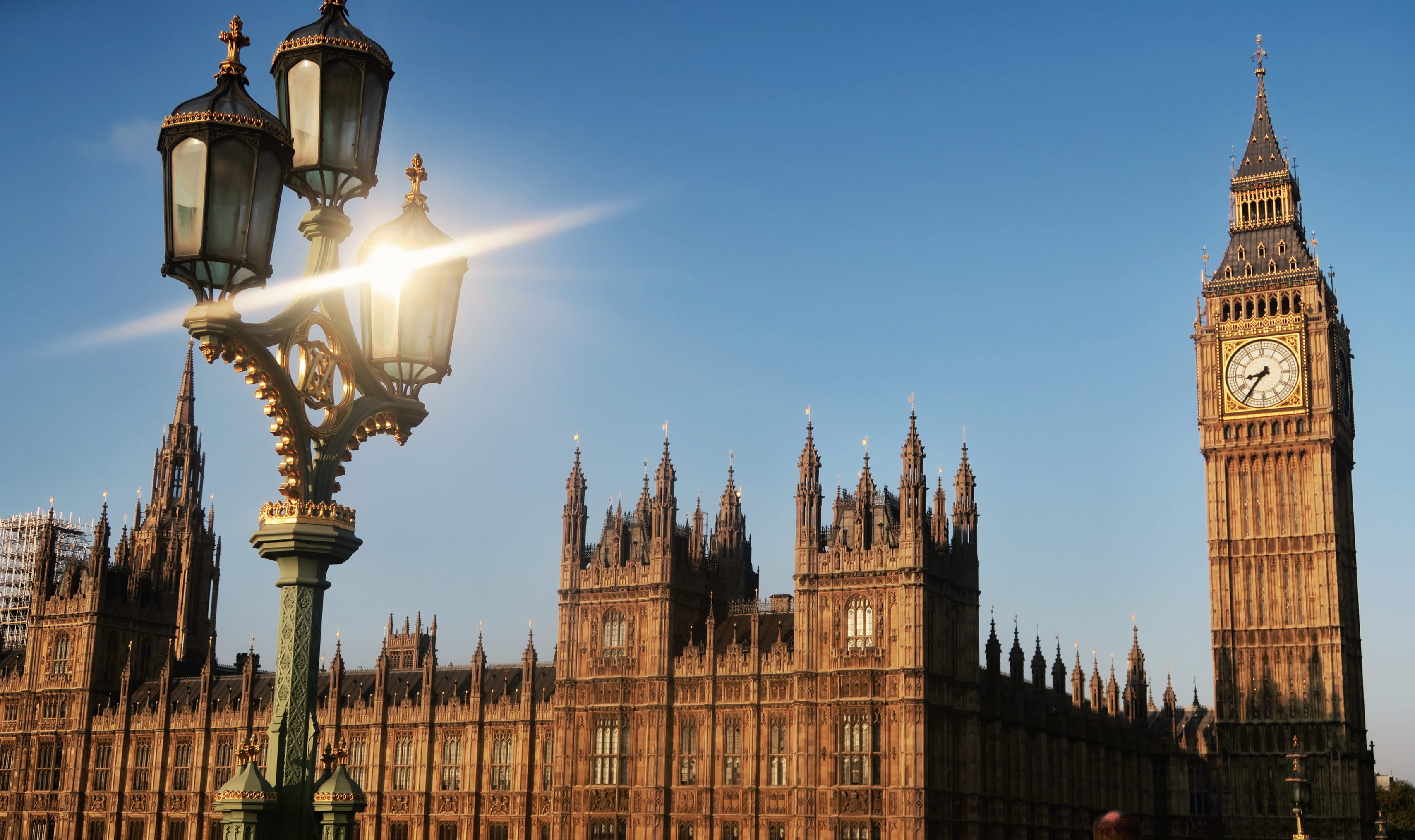 clock tower, reflection, sky, sunrise, artdeco, tourism, westminsterbridge, nature, government, light, street light, big ben, tower, refelection, 2K, united kingdom, HD Wallpaper