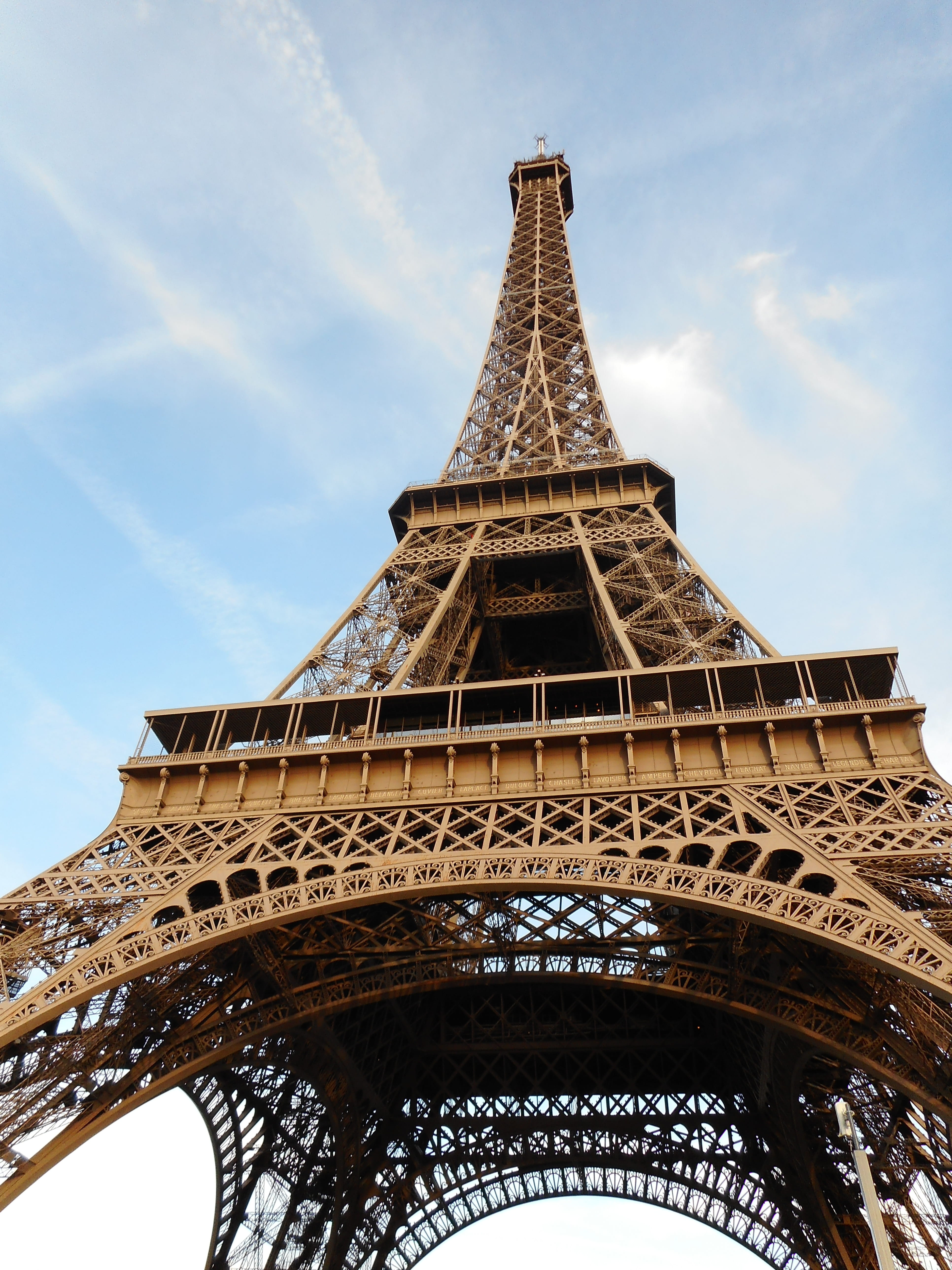metal, low angle view, the past, travel destinations, tower, structure, history, place, 5K, architecture, built structure, building exterior, nature, outdoors, Phone HD Wallpaper