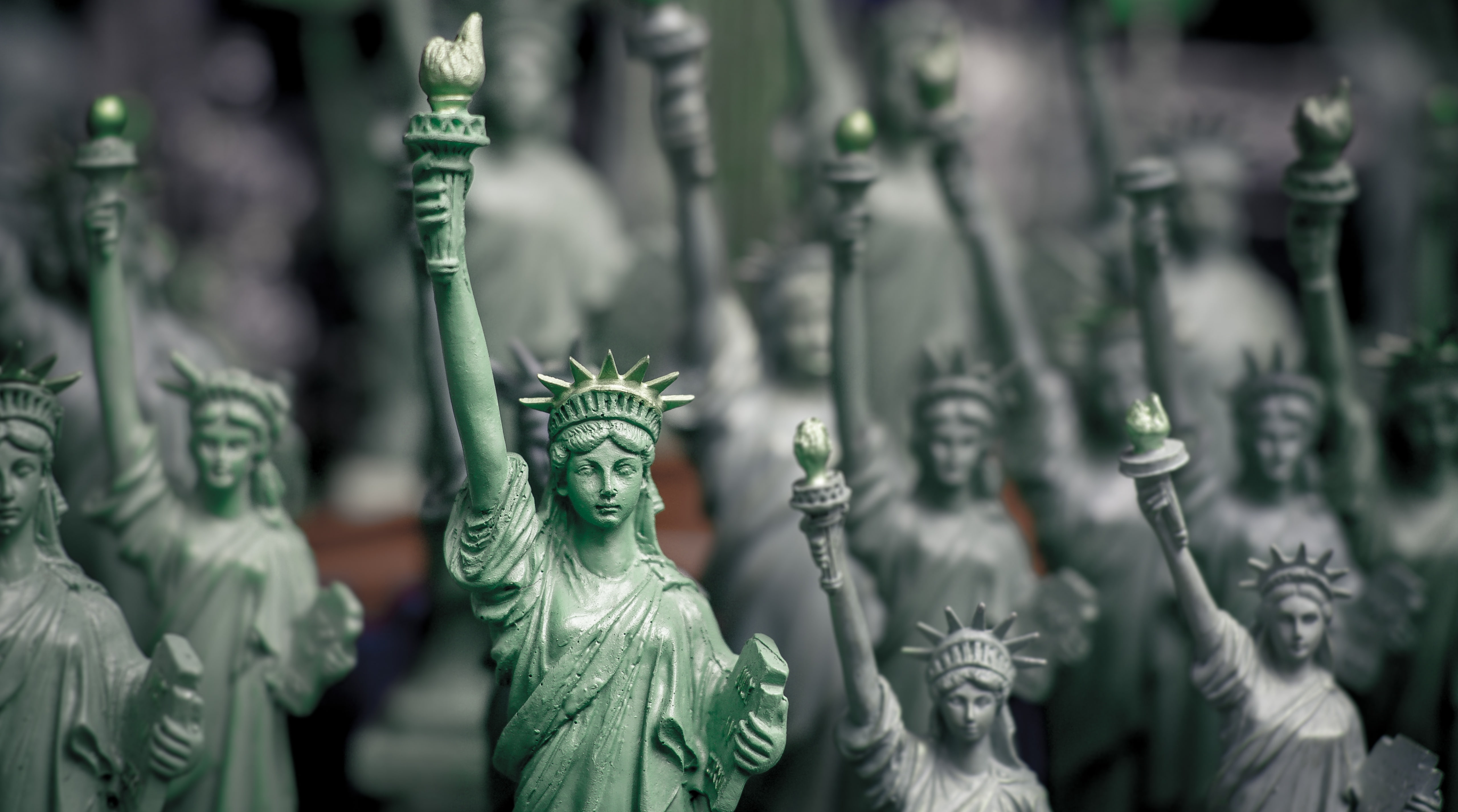 belief, creativity, travel destinations, symbolic, solid, Symbols, selective focus, Statues, statue, Aero, human representation, Macro, statueofliberty, HD Wallpaper