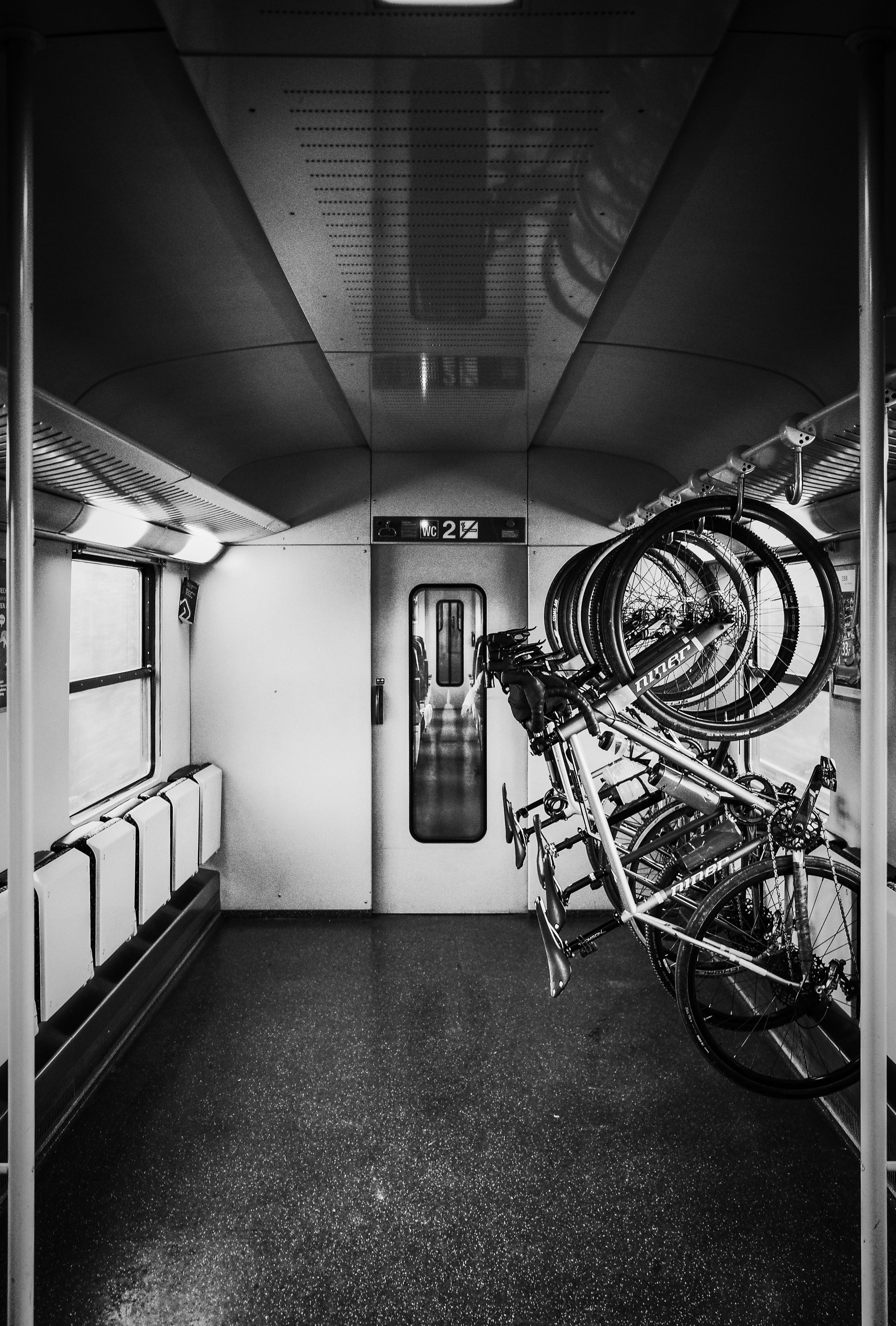 photo, absence, technology, transfer print, empty, transportation, 4K, wheel, bikes, room, land vehicle, bicycle, indoors, storage, carriage, architecture, Phone HD Wallpaper