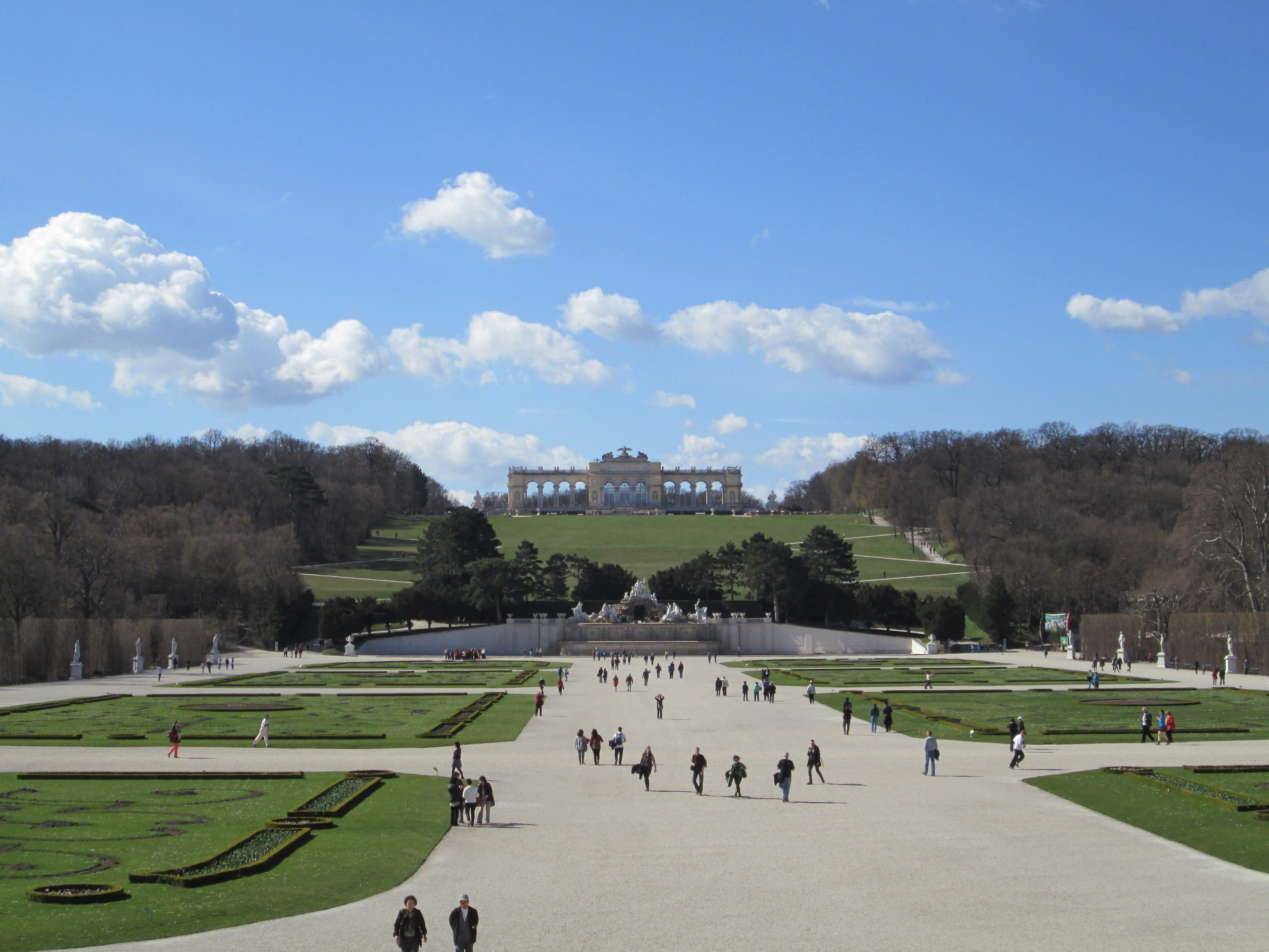 travel, architecture, Austria, Gate, tourism, famous Place, history, austria, men, sport, tourist, day, city, grass, Vienna, castle, outdoors, cloud - sky, HD Wallpaper