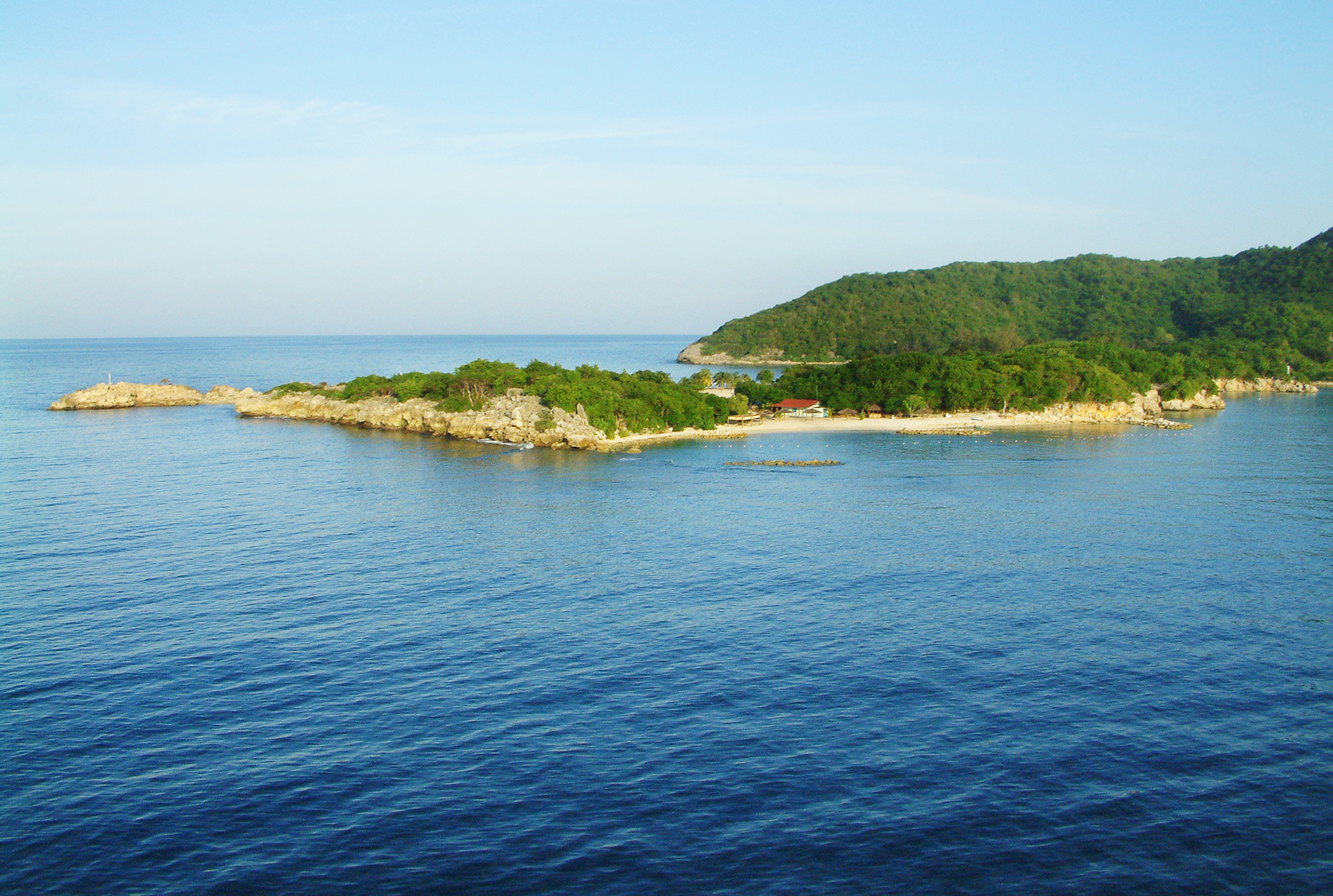 labadee, lagoon, travel, travel destinations, horizon, horizon over water, landscape, land, water, coastline, vacation, caribbean, beauty in nature, ocean, HD Wallpaper