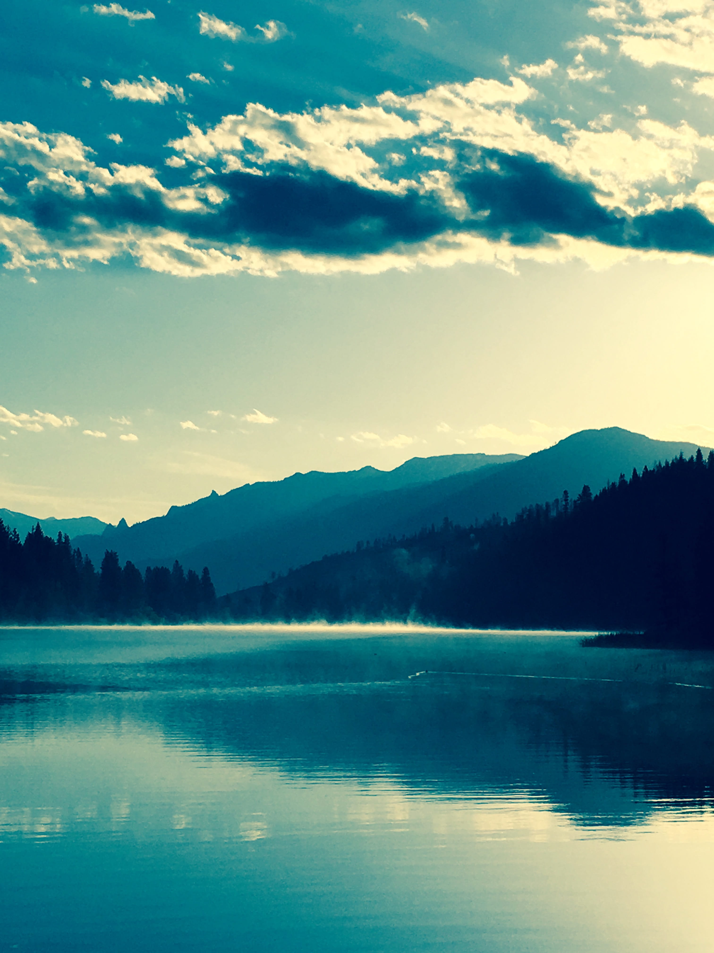 hiking, waterfront, rest, national, sierra, mountain, non-Urban Scene, outdoors, lake, sunrise, tree, sky, 4K, king, peace, nature, idyllic, scenics - nature, Phone HD Wallpaper