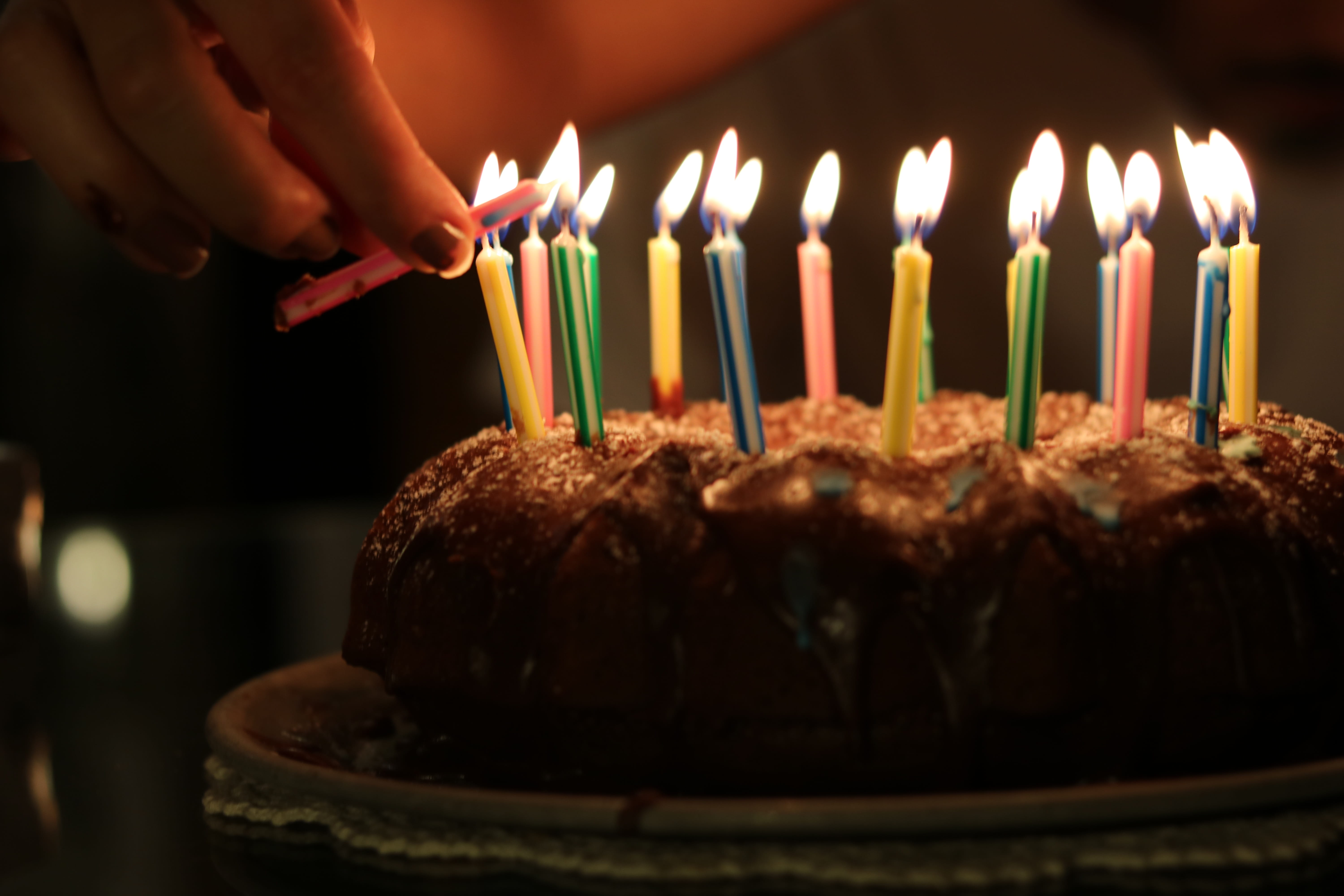event, temptation, close, Candles, anniversary, religion, food and drink, sweet food, praying, cake, delicious, baked, burning, human hand, spirituality, HD Wallpaper