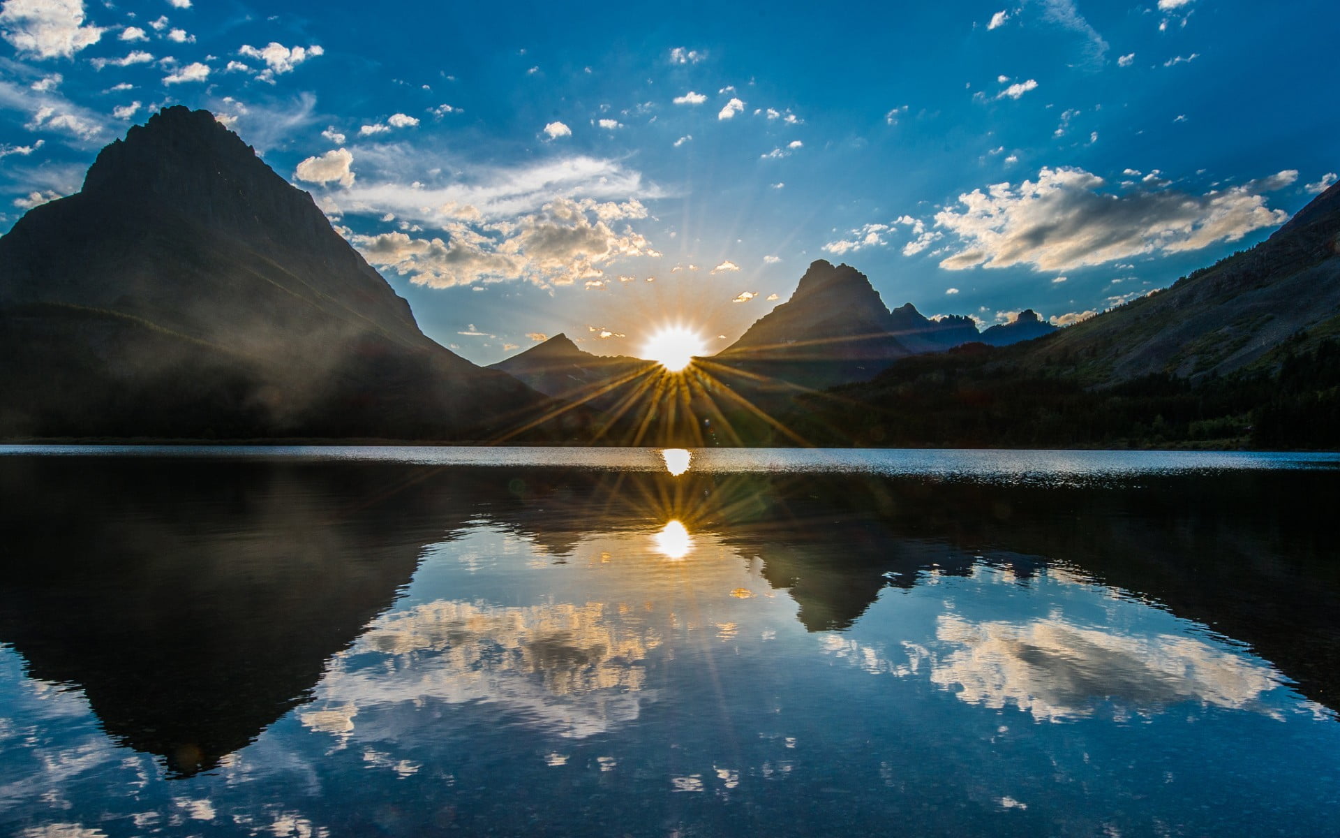 sun, tranquil scene, lens flare, still, reflection, idyllic, purity, cloud - sky, no people, landscape, mountain, sunlight, sunset, nature, environment, HD Wallpaper