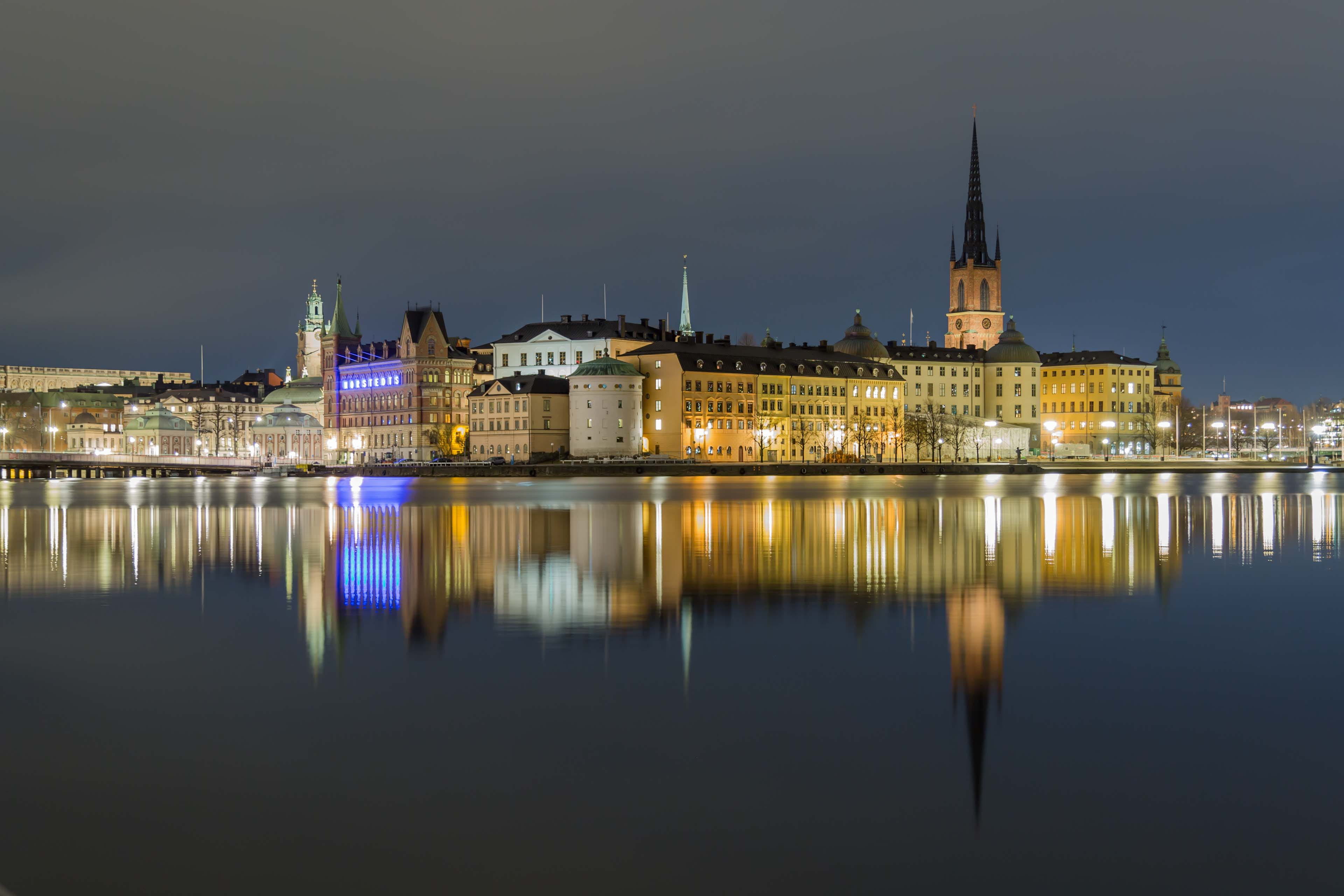 4K, river, no people, building exterior, built structure, waterfront, building, night, nature, city, travel destinations, belief, stockholm, spire, water, HD Wallpaper