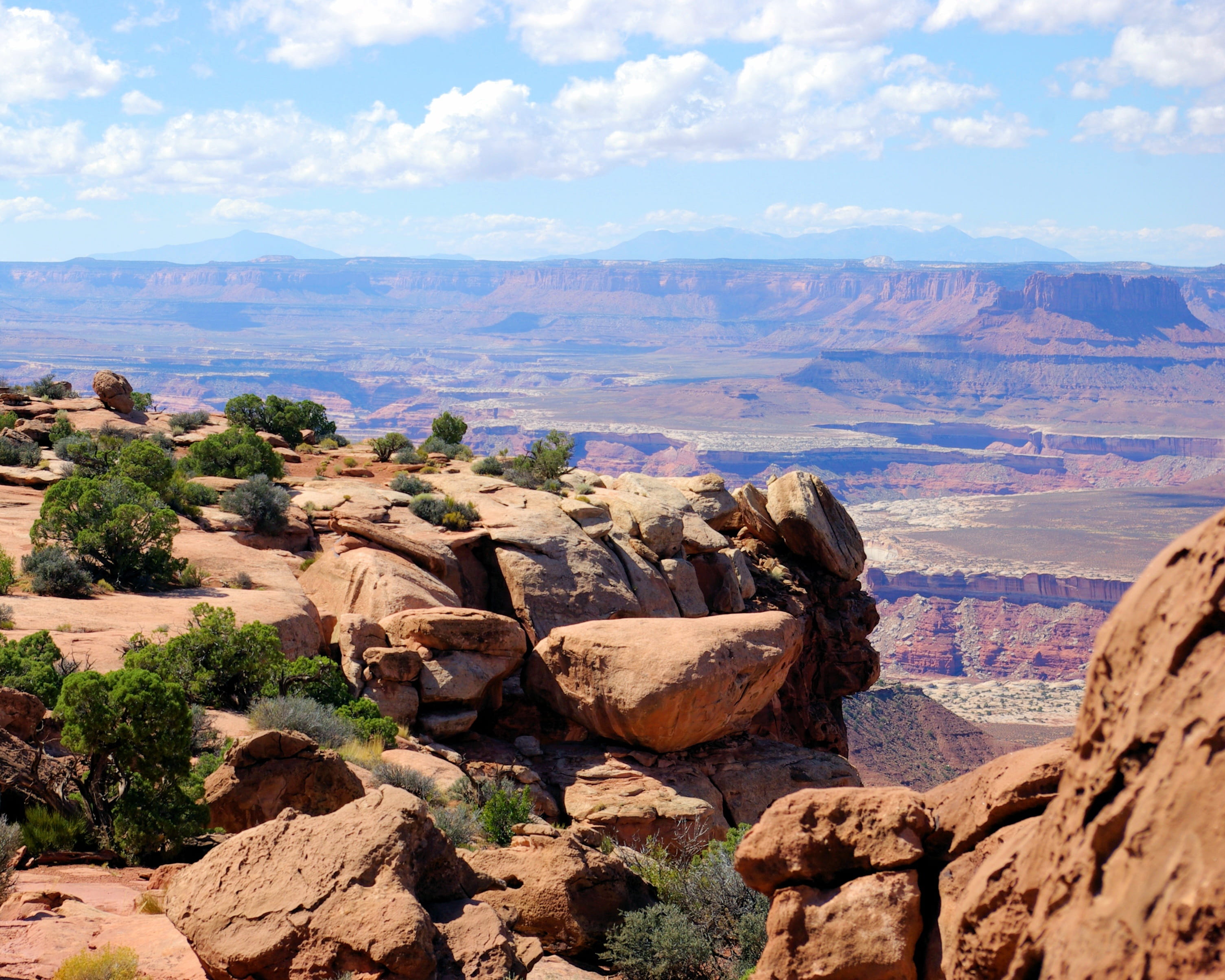 solid, stones, rock formation, idyllic, cloud - sky, stone, utah, sky, remote, scenics - nature, day, island in the sky rocks, panorama, landscape, mountain, HD Wallpaper
