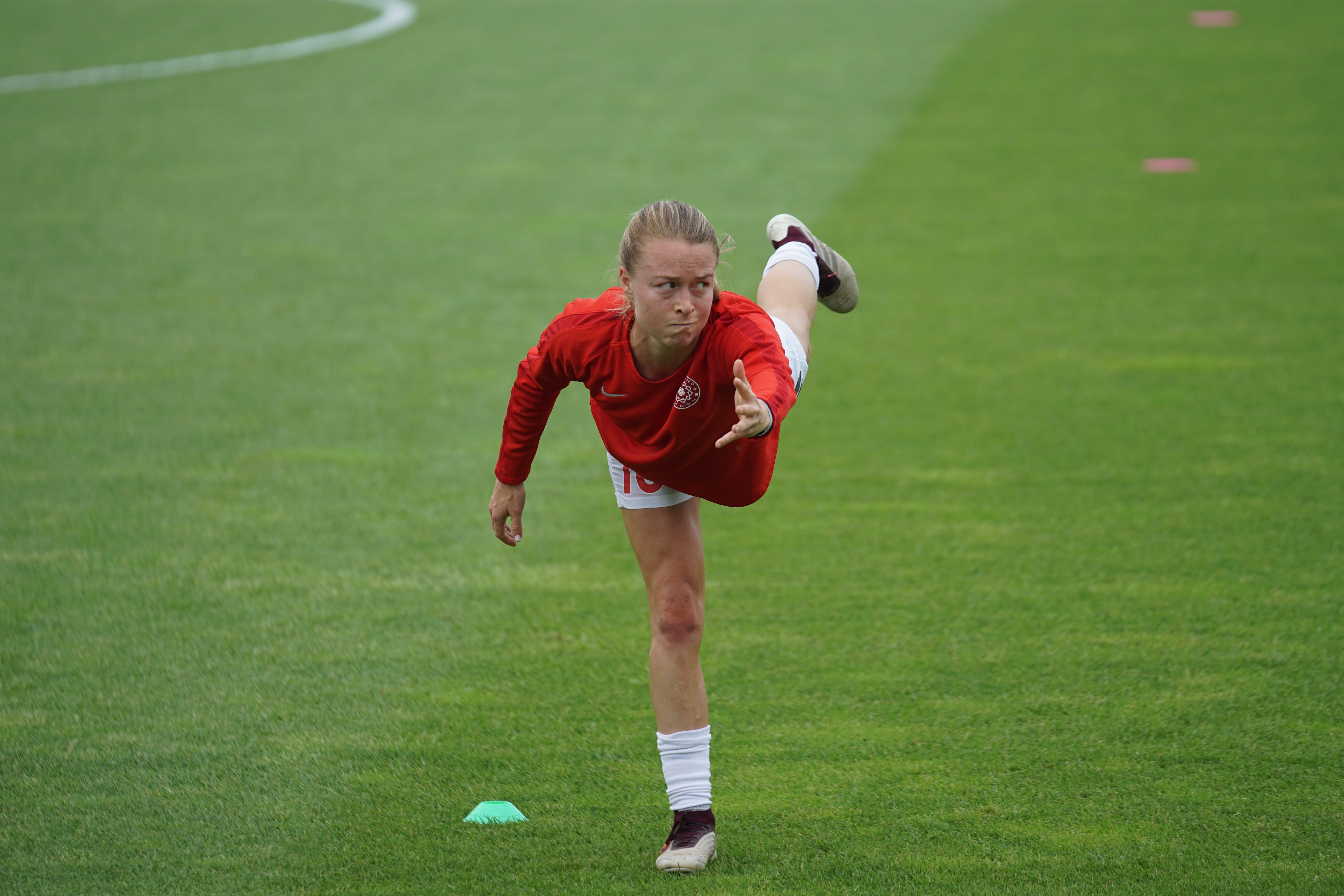 soccer, full length, nwsl, lifestyles, leisure activity, day, sport, child, grass, shorts, plant, playing, united states, green color, 5K, washingotnb spirit, HD Wallpaper
