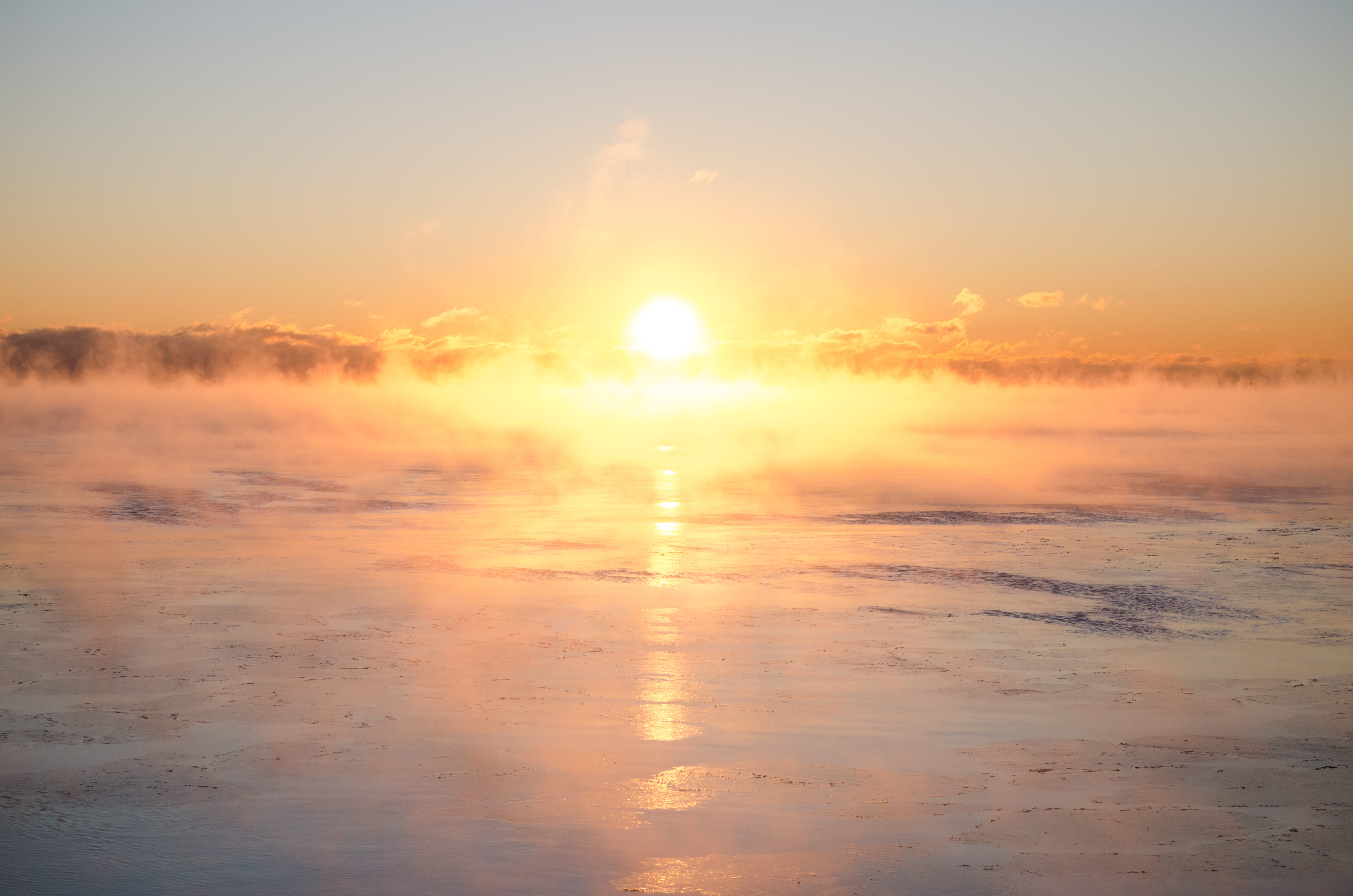 bright, orange, cloud, sunlight, tranquility, reflection, flare, dawn, idyllic, sky, ocean, sunset, chicago, beauty in nature, sea, nature, sunrise, dusk, HD Wallpaper