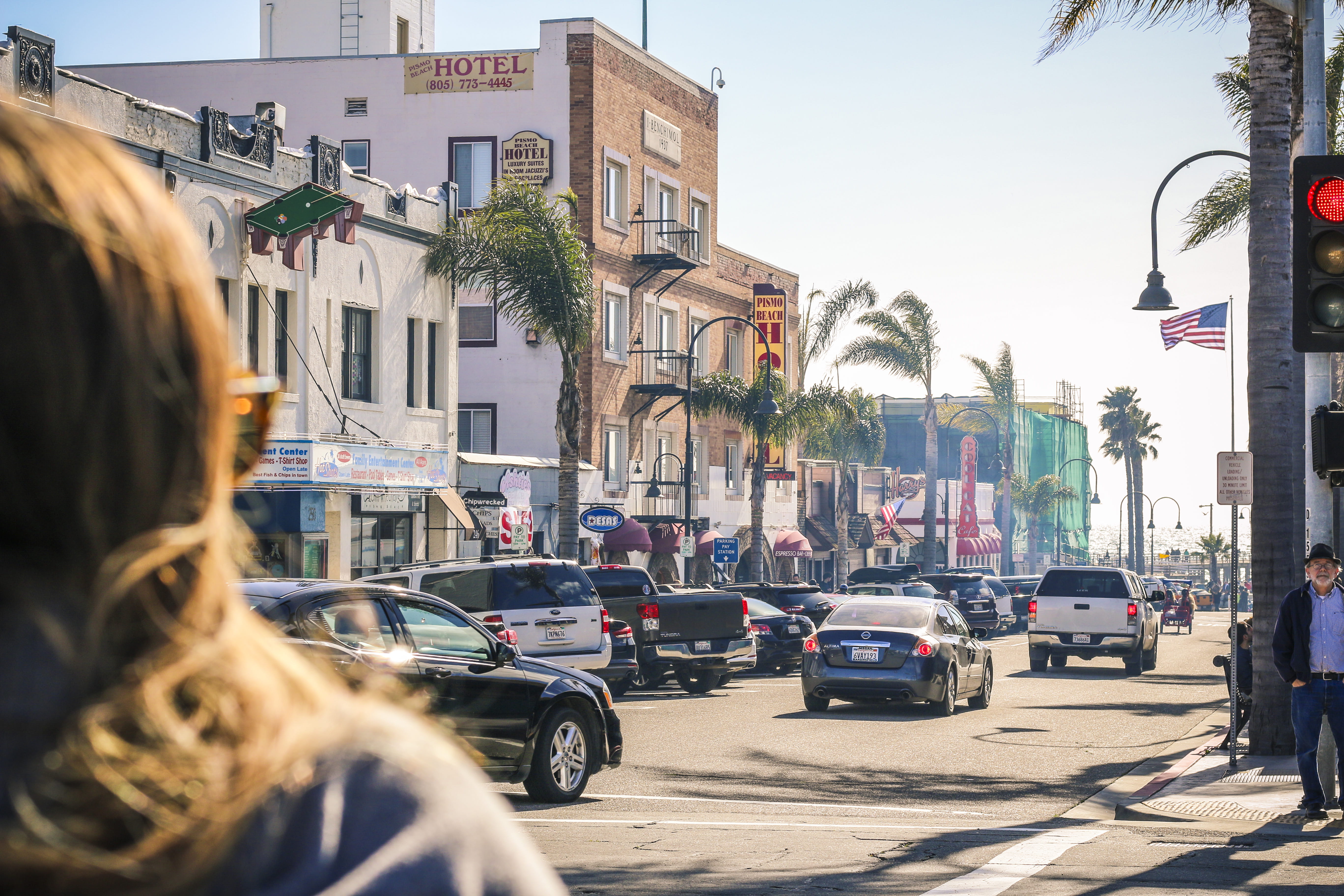 real people, outdoors, mode of transportation, pismo beach, architecture, friends, street, day, pacific, tree, motor vehicle, united states, beach, city life, HD Wallpaper