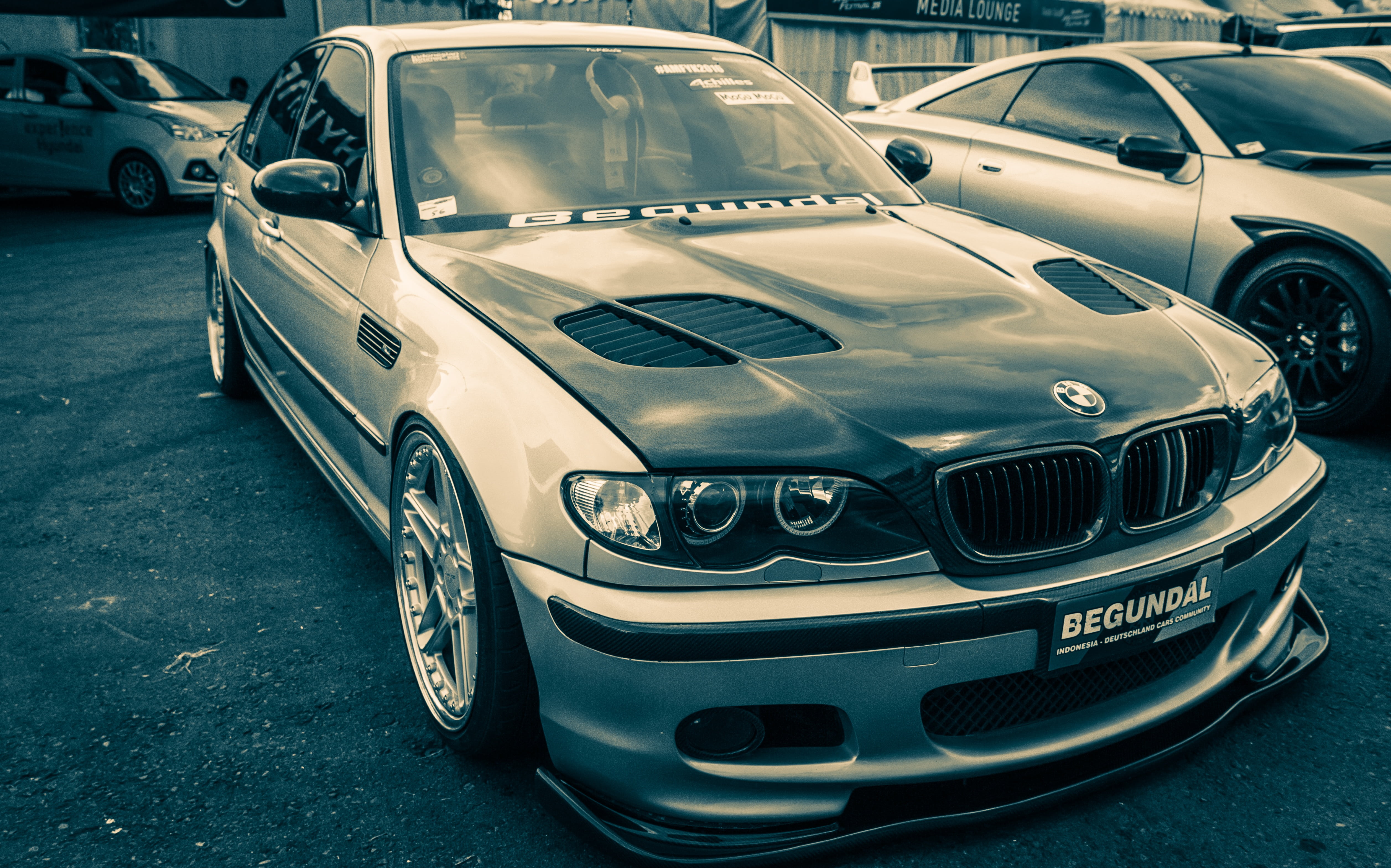 beside, modifications, motor vehicle, car, mode of transport, day, reflection, body kit, side, industry, transportation, stationary, parked, headlight, HD Wallpaper