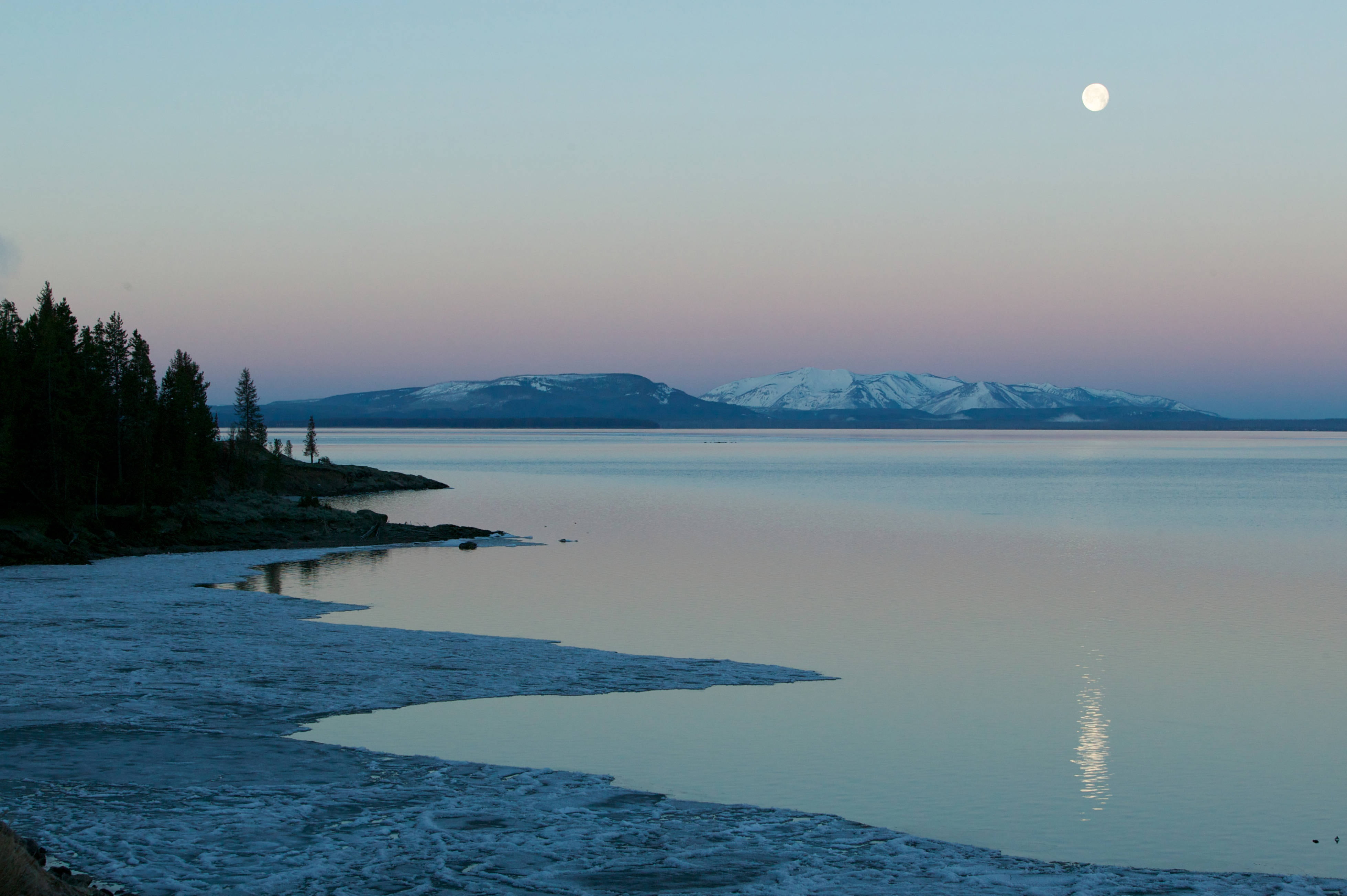 snow, 4K, sky, white, beauty in nature, mountain, peaceful, nature, beside, tranquil scene, lake, tranquility, night, scenic, water, idyllic, sunset, tranquil, HD Wallpaper