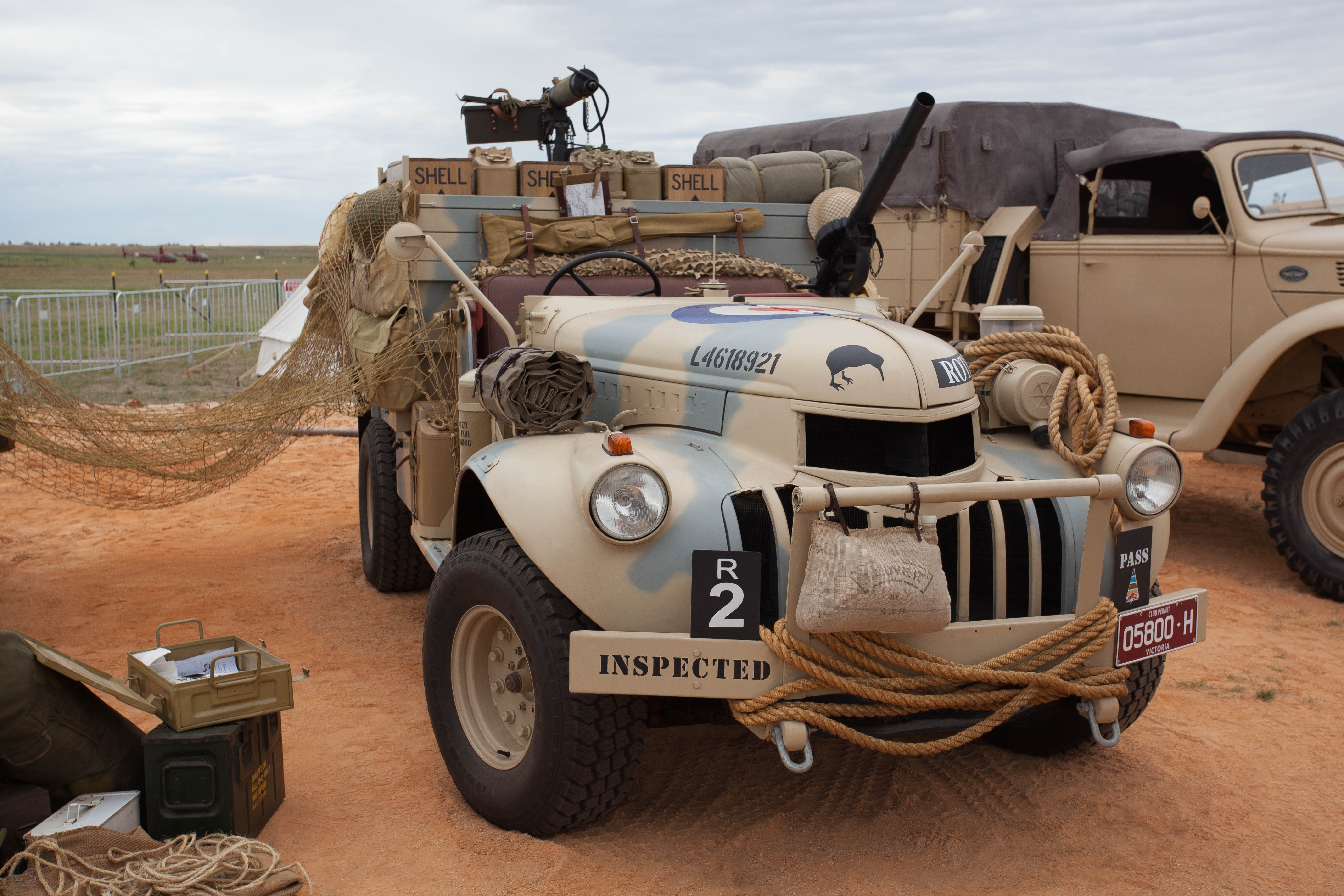 machine guns, private collection, Chevrolet LRDG WB 30 cwt, military, North Africa 1942г, British, historical, British intelligence machine front, two 1-Lewis 1-Vickers, HD Wallpaper