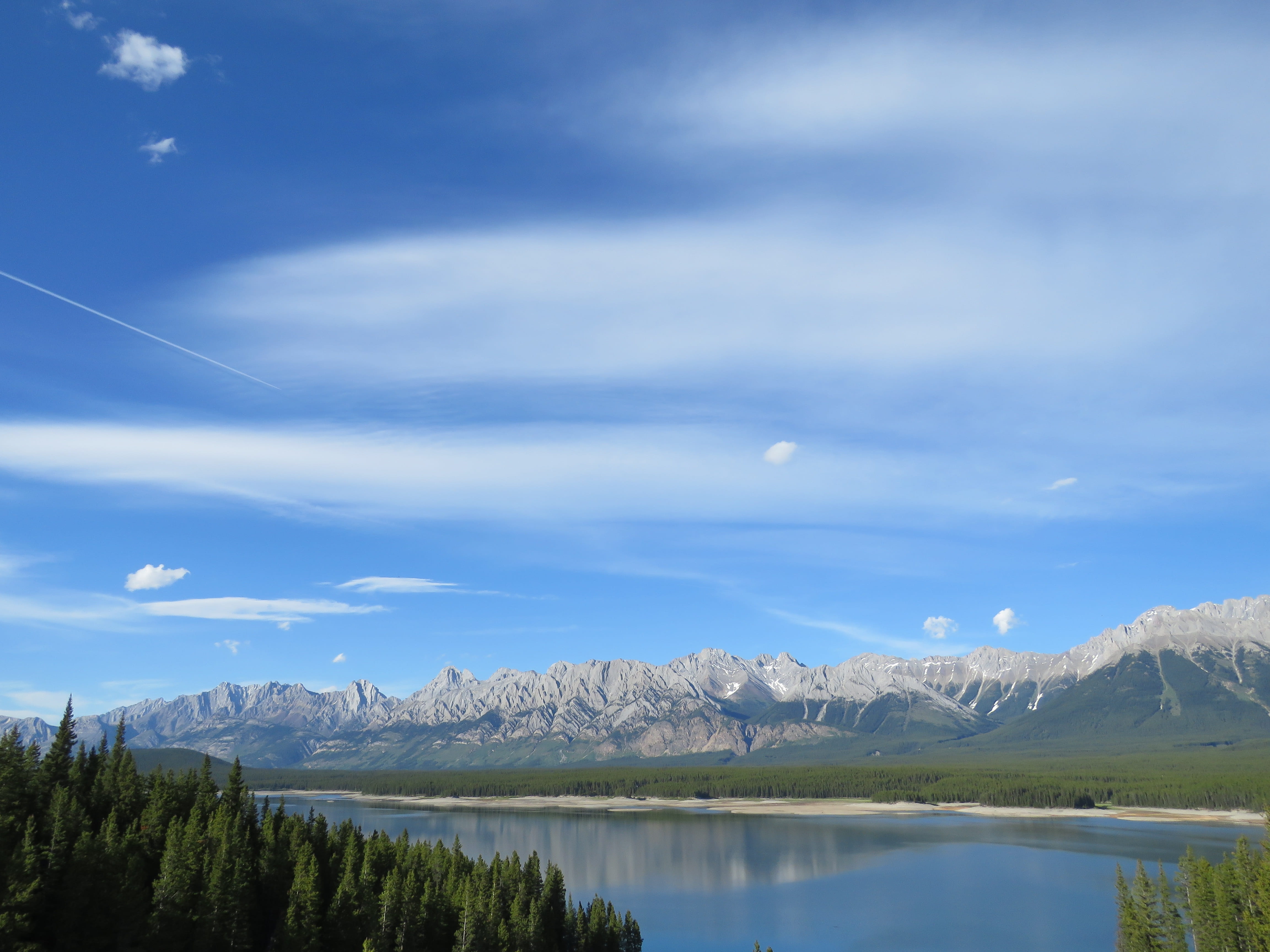 scenics - nature, beauty in nature, 4K, reflection, tranquil scene, scenics, tree, Lower Kananaskis Lake, mountain, mountain peak, day, vapor trail, majestic, HD Wallpaper