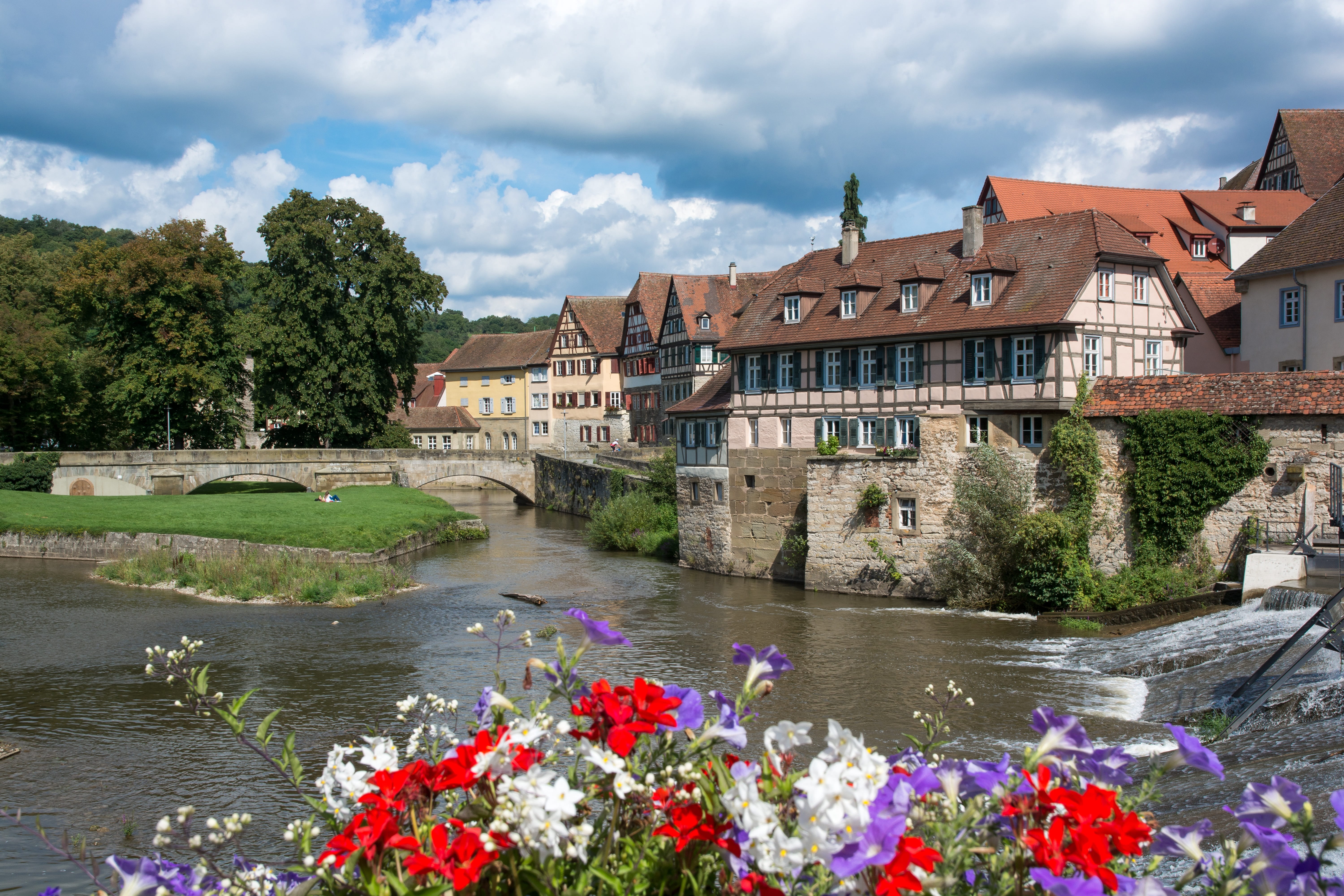 romantic, bridge - man made structure, architecture, tree, no people, building, fachwerkhaus, middle ages, historically, city, württemberg, truss, fachwerkhäuser, HD Wallpaper