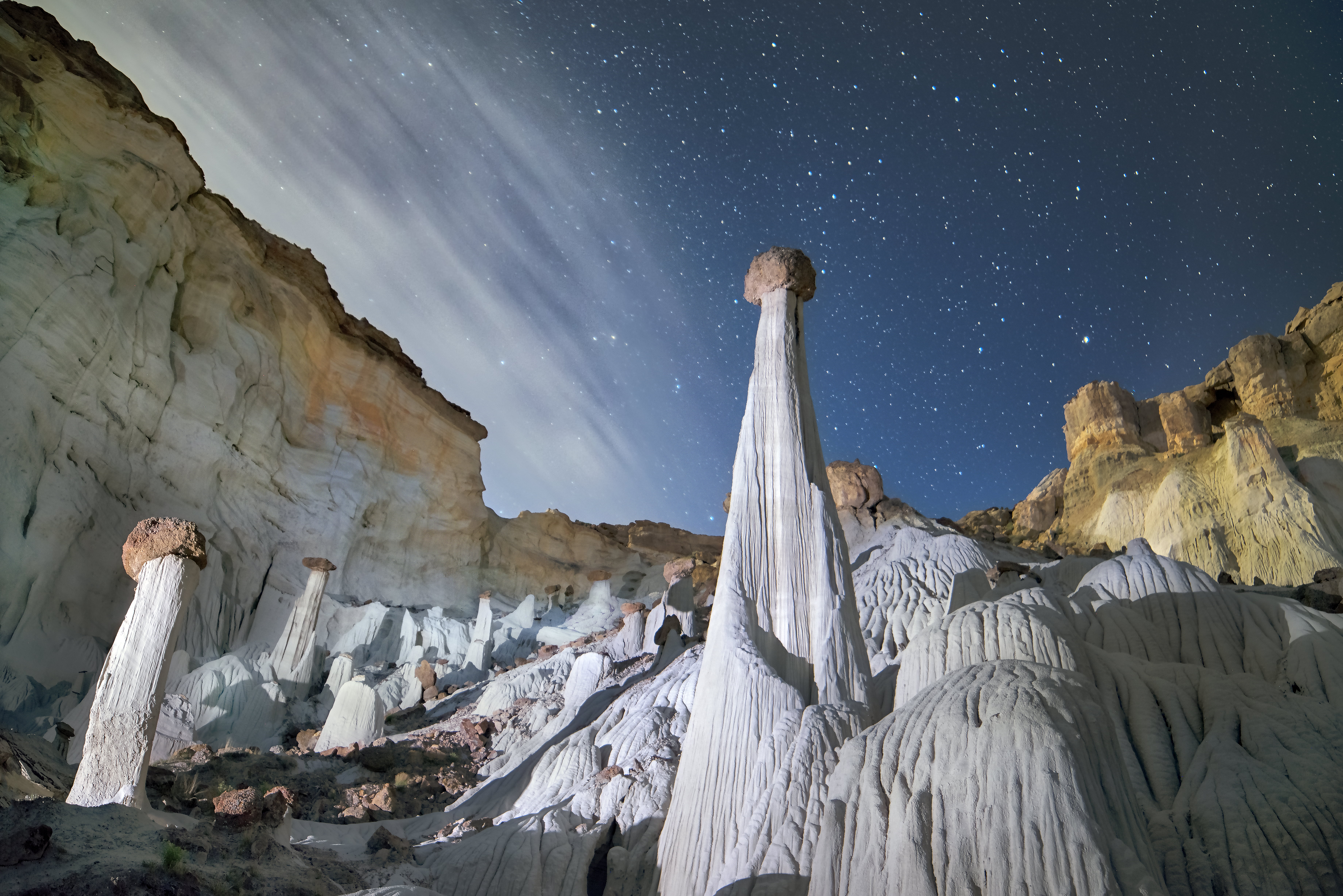 sky, Wahweap, f/2.8, cliff, Hoodoos, Queen, cloudy, Nikon D800E, images, snow, nature, median  filter, 5K, rock, Rokinon, HD Wallpaper