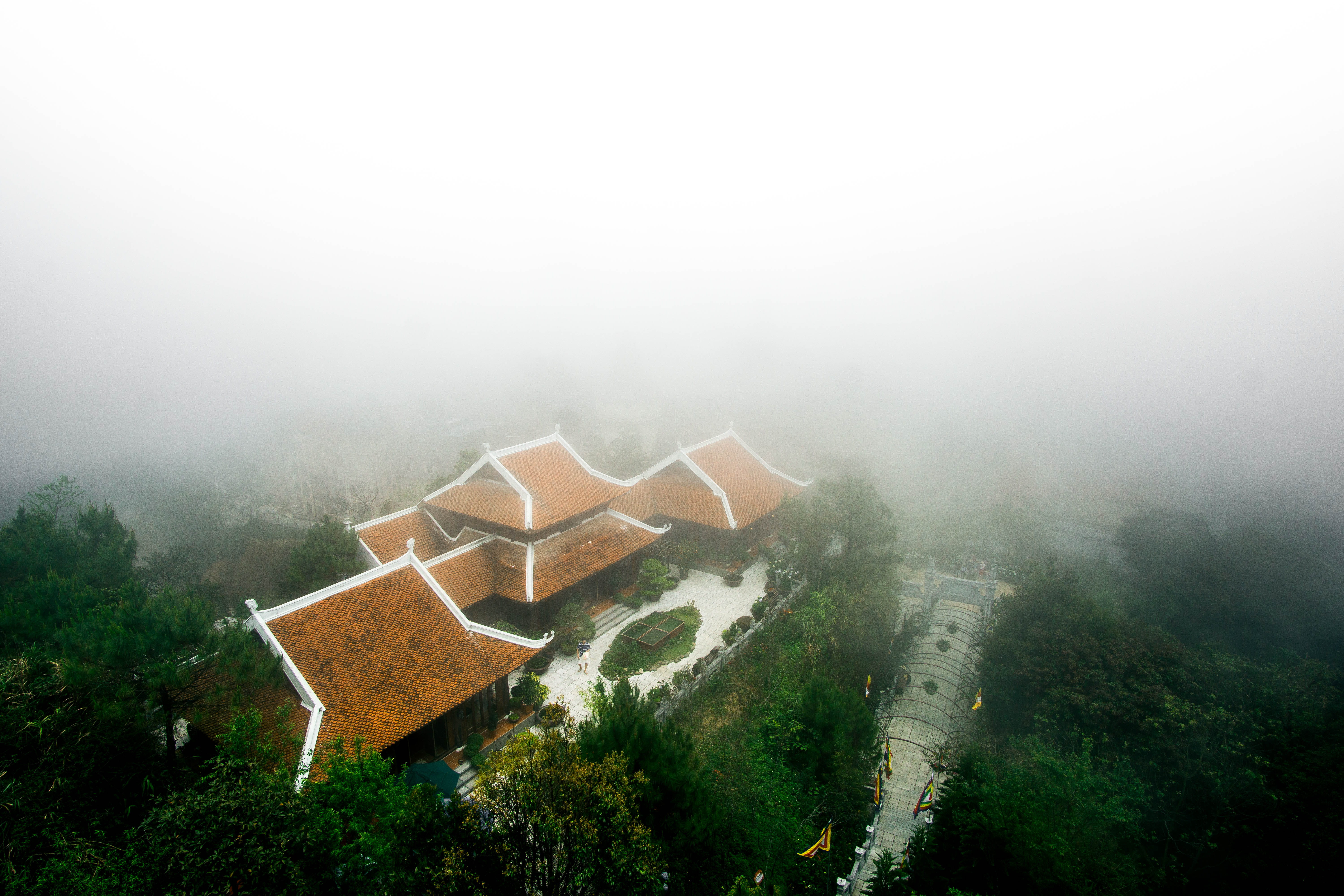 roof, building exterior, house, day, trees, high angle view, scenics - nature, tree, fog, environment, pathway, air, tranquility, copy space, nature, asian, HD Wallpaper