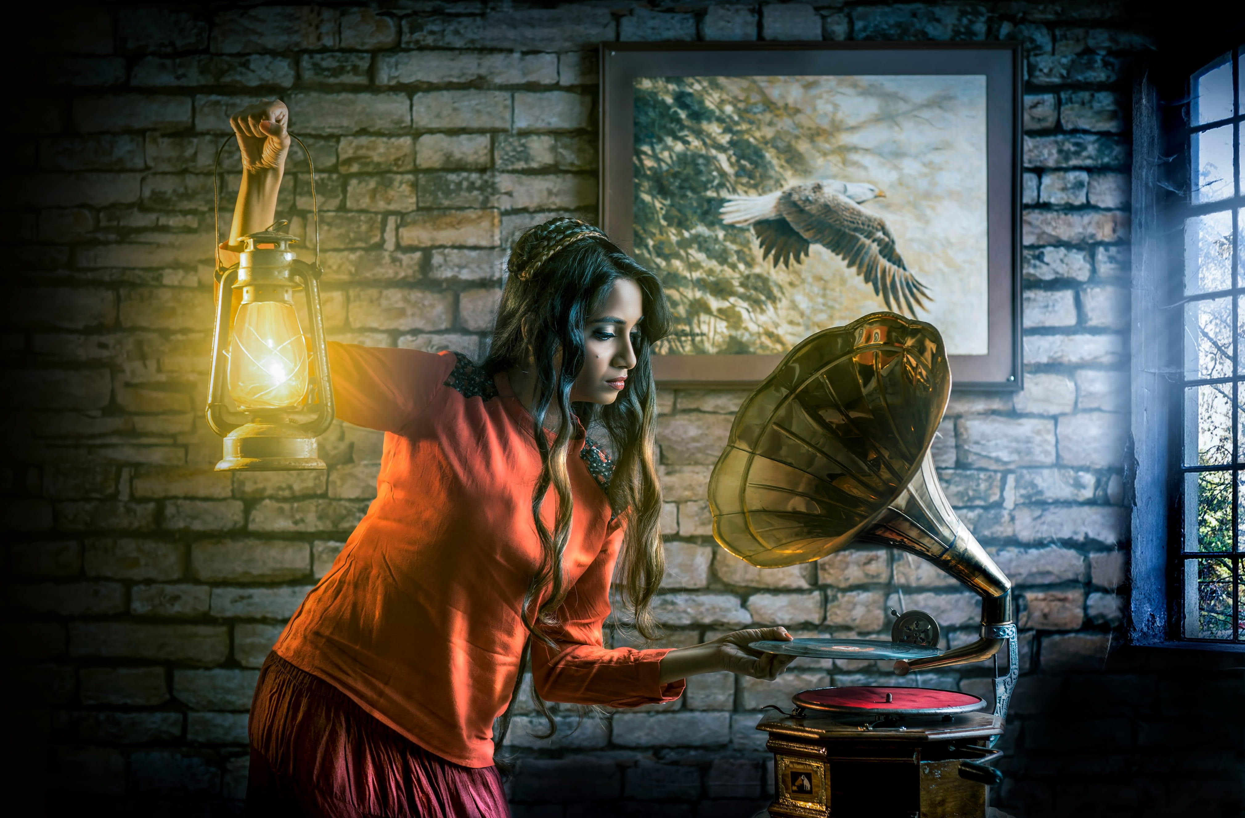 beautiful, adult, art, real people, clothing, 4K, light, gramophone, people, girl, wall, young adult, woman, creativity, art and craft, architecture, young women, HD Wallpaper