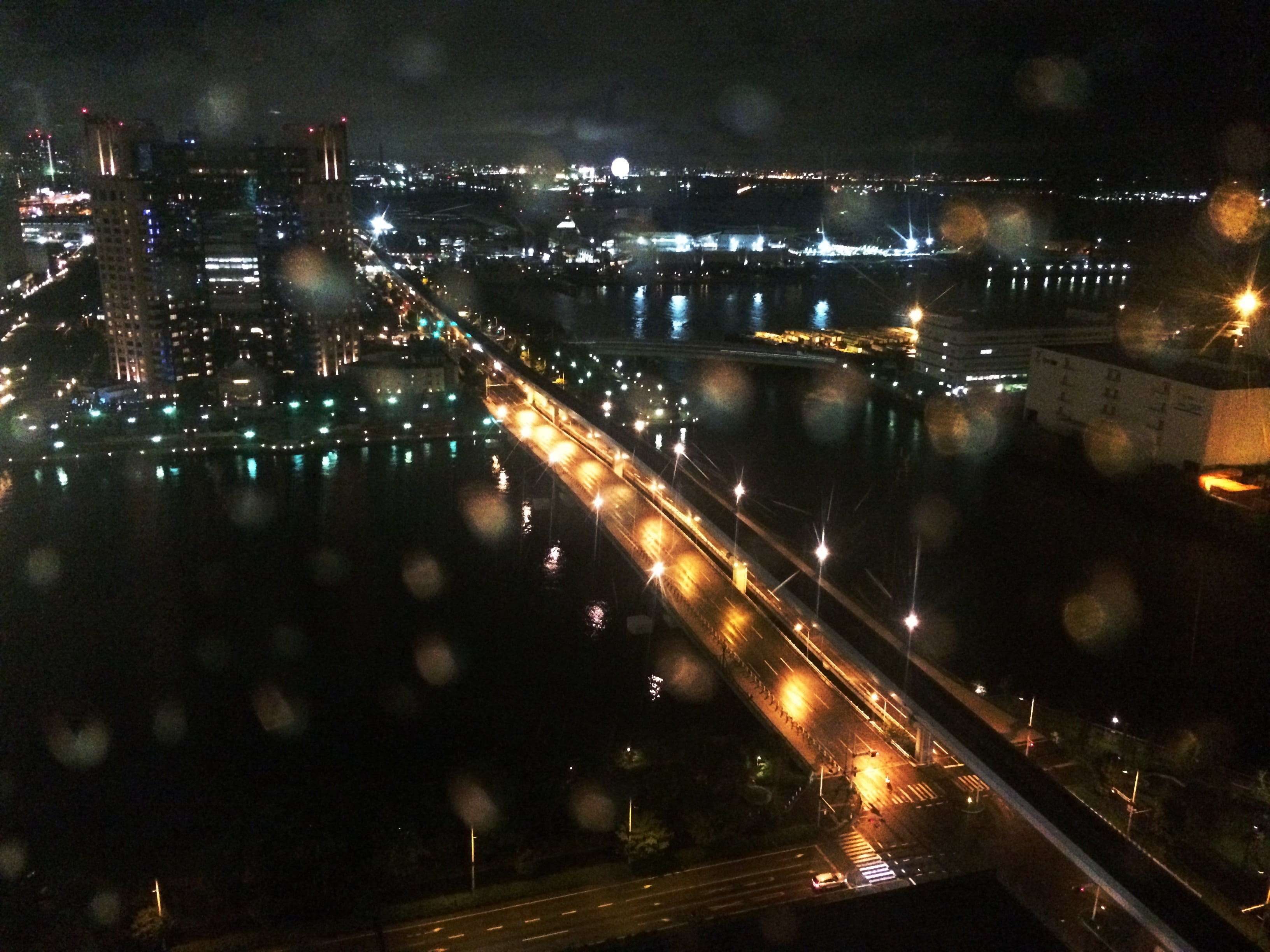 dark, palette town, bridge, office building exterior, ferris wheel, the rainy season, tokyo, memory, river, city, road, night, no people, water, rainwater, HD Wallpaper