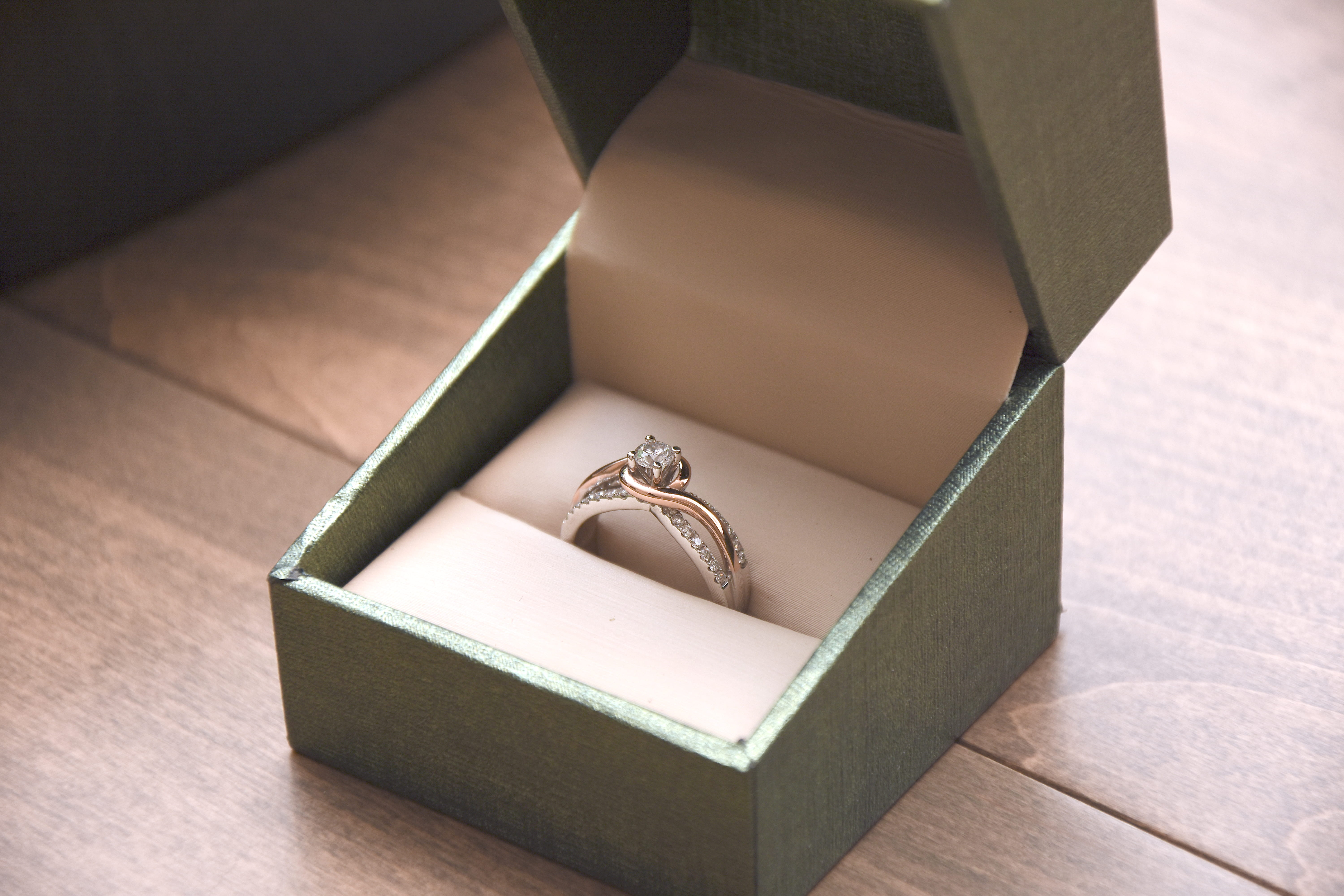 gemstone, gold, silver, open, gift box, celebration, no people, gift, surprise, indoors, green, ring, colored, jewelry, jewelry box, ribbon - sewing item, HD Wallpaper