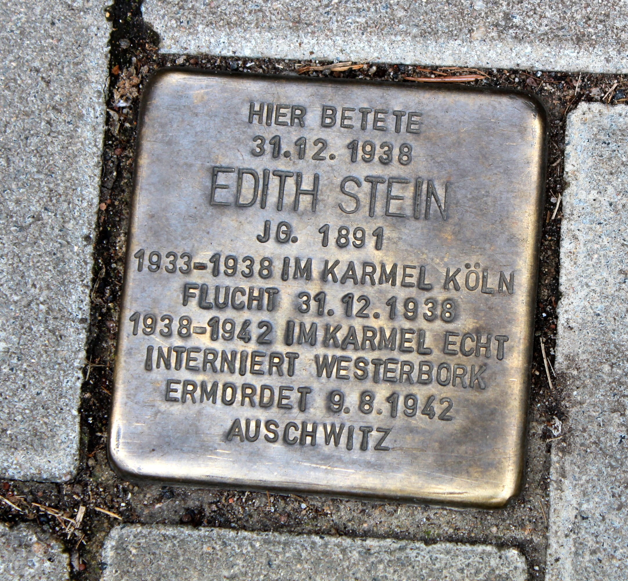 Stumbling, cemetery, outdoors, marble, close-up, karmel, commemorate, solid, western script, stones, Edith Stein, old, ground memorial, text, monastery, HD Wallpaper