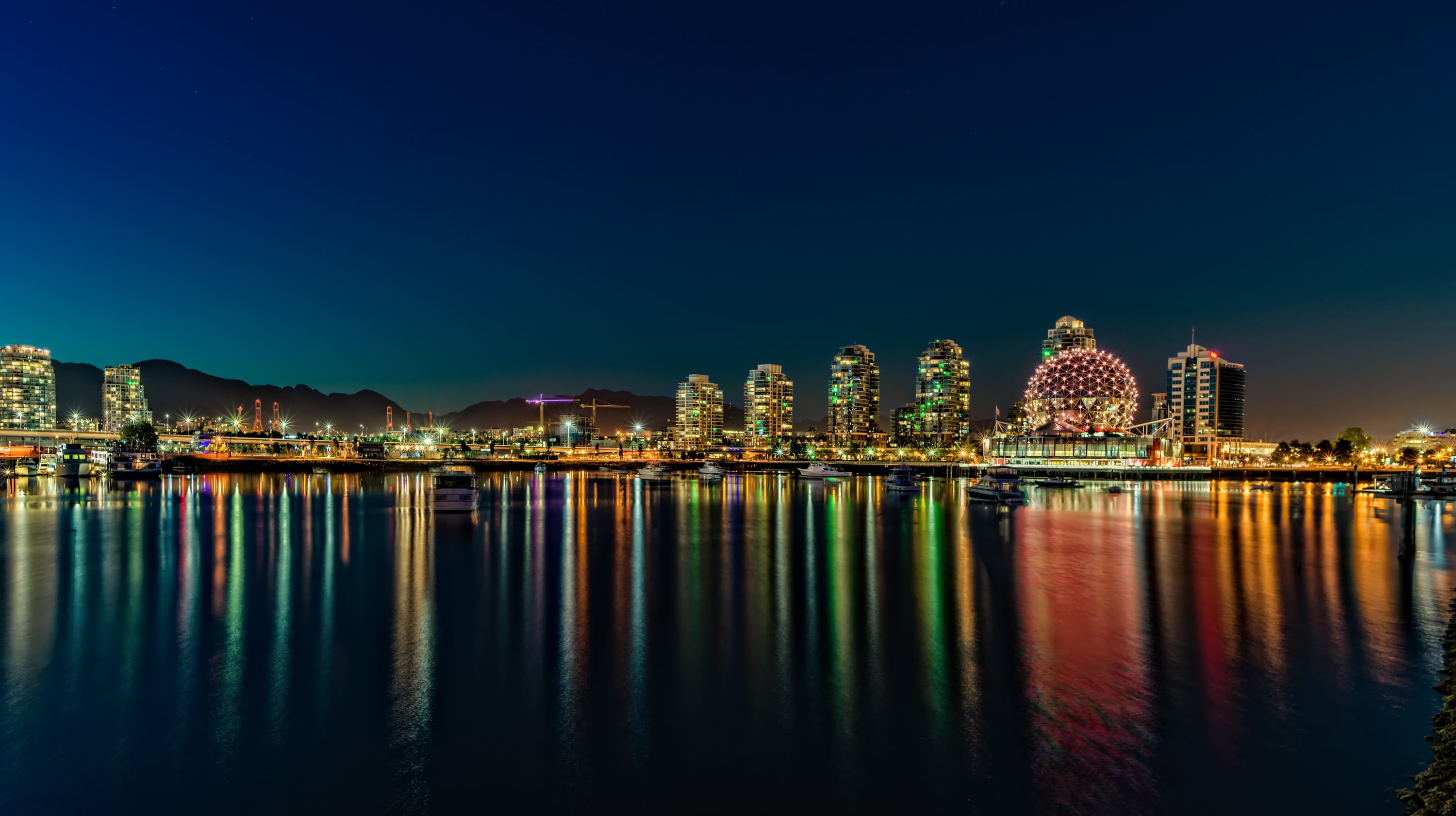 clear sky, mountains, landscape, city, skyscraper, blue, silhouettes, built structure, bay, 2K, building exterior, british, water, no people, office building exterior, HD Wallpaper