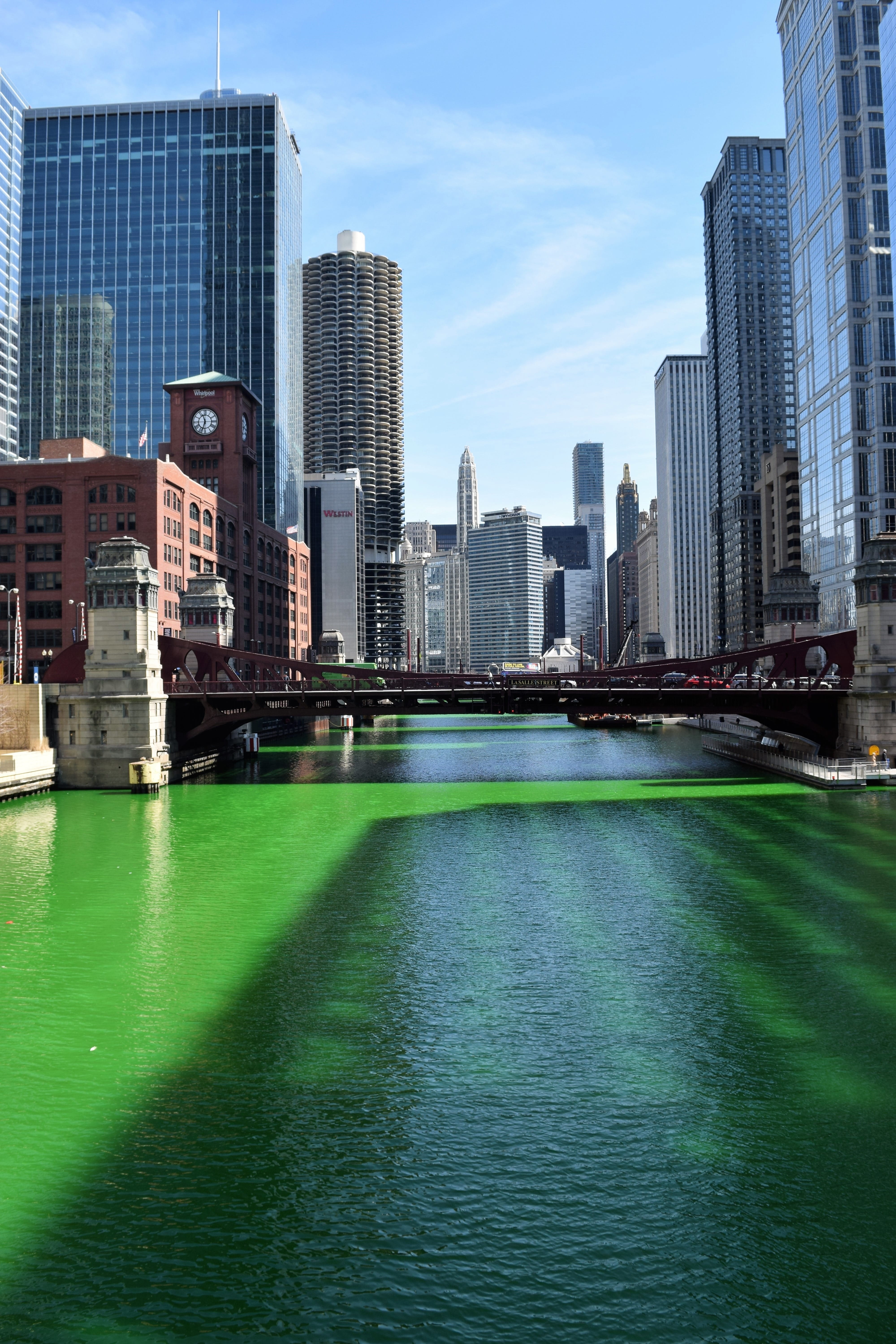 Chicago, River, bridge, 5K, day, waterfront, built structure, saint, building, usa, emerald, city, chicago, skyscraper, sky, outdoors, river, building exterior, Phone HD Wallpaper