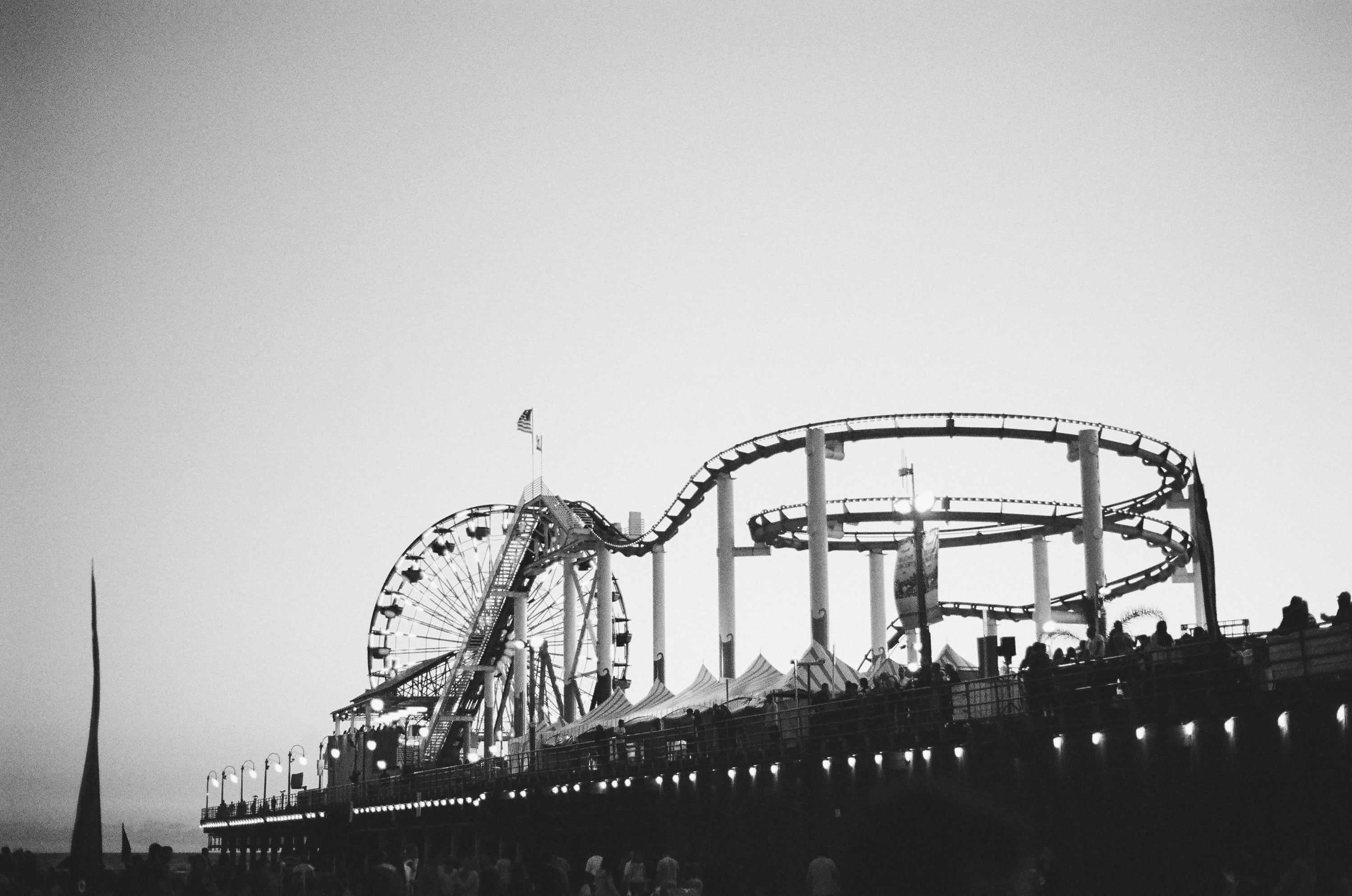 rides, people, coaster, crowd, black and white, ferris wheel, usa, fun, sky, pier, travel destinations, roller coaster, roller, grayscale, rollercoaster, HD Wallpaper