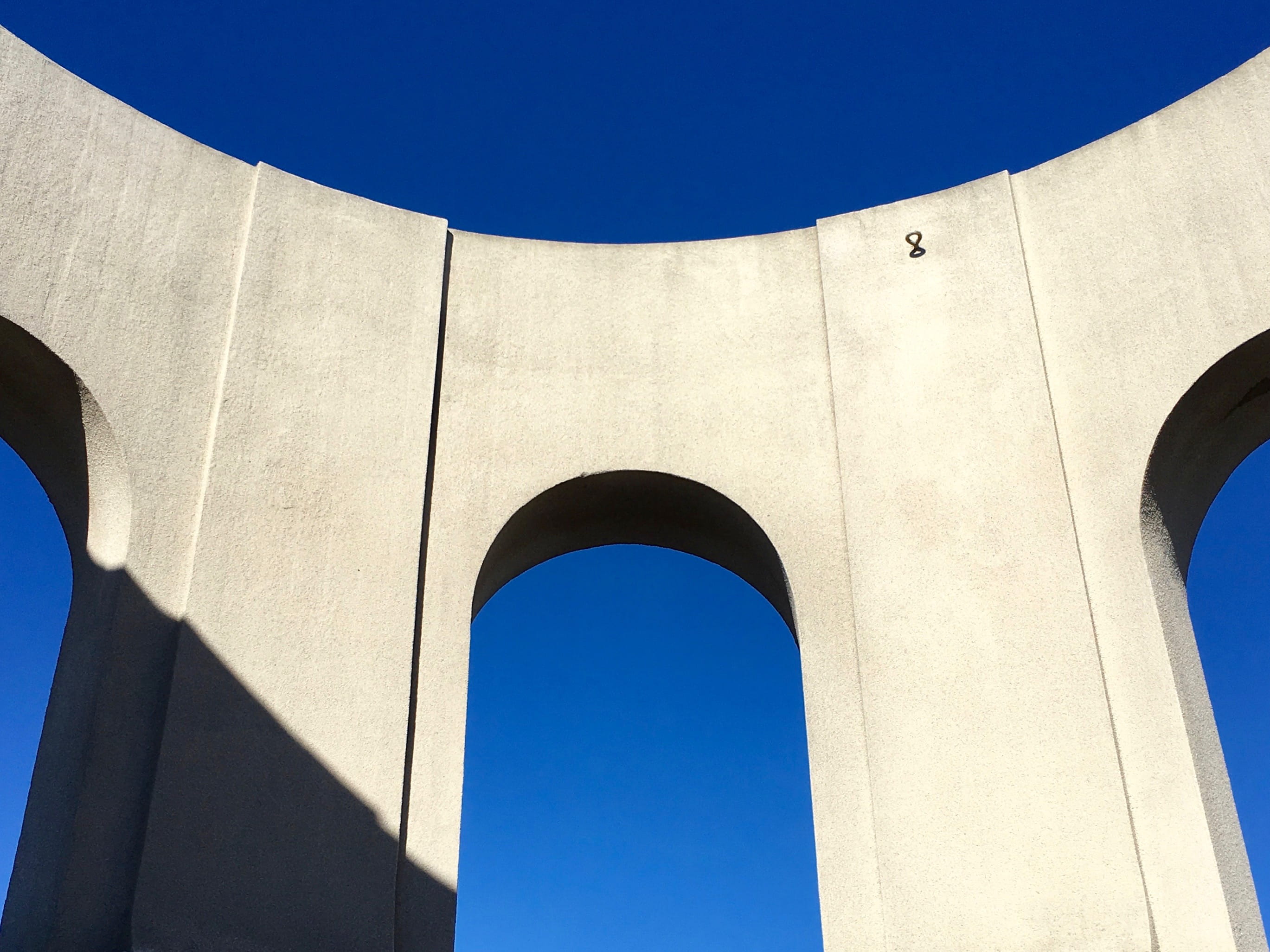 2K, building exterior, nature, blue, travel destinations, no people, built structure, san francisco, city, low angle view, symmetry, architectural column, HD Wallpaper