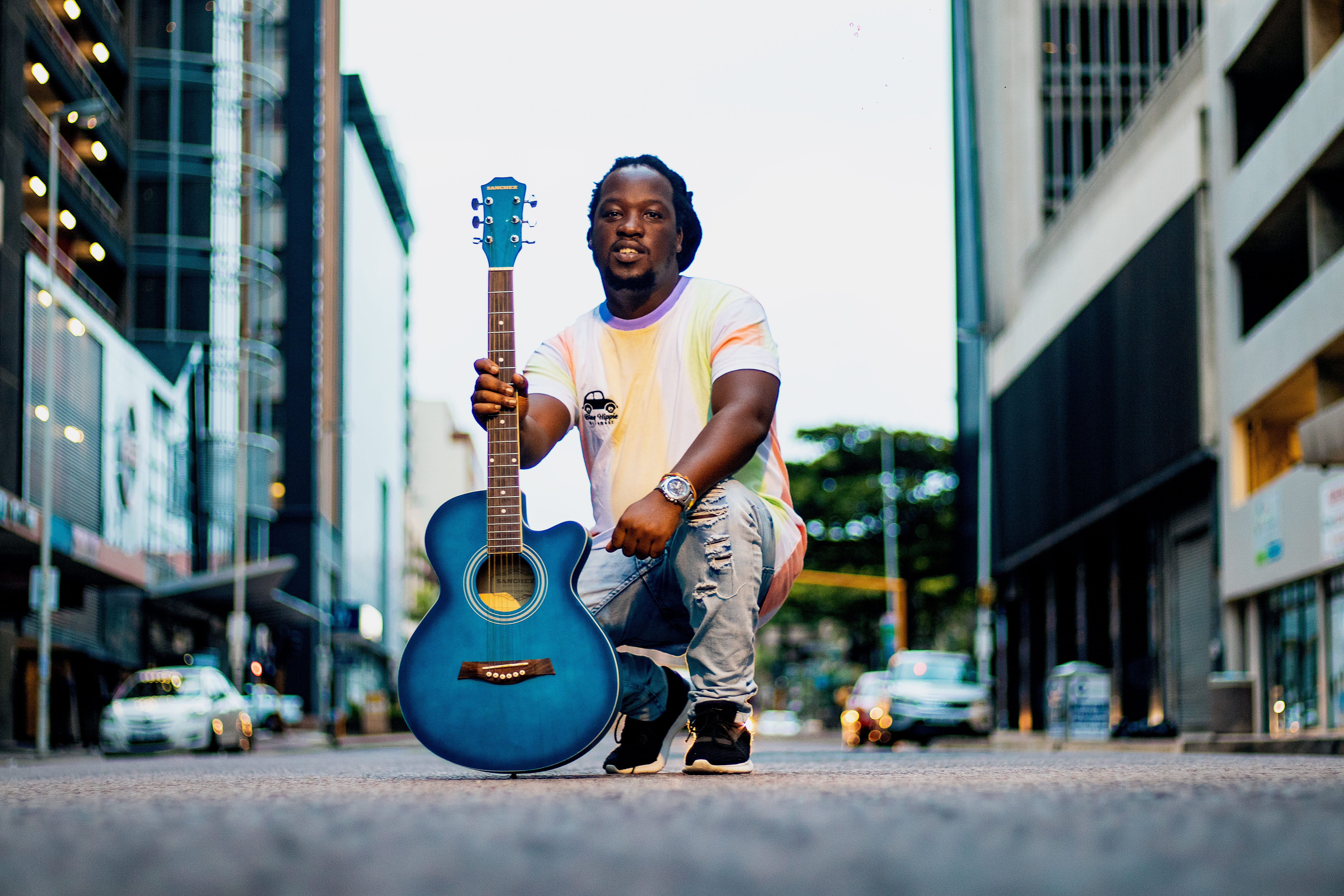 man, architecture, person, musician, music, leisure activities, city life, city, real people, men, electric guitar, building exterior, portrait, casual clothing, HD Wallpaper