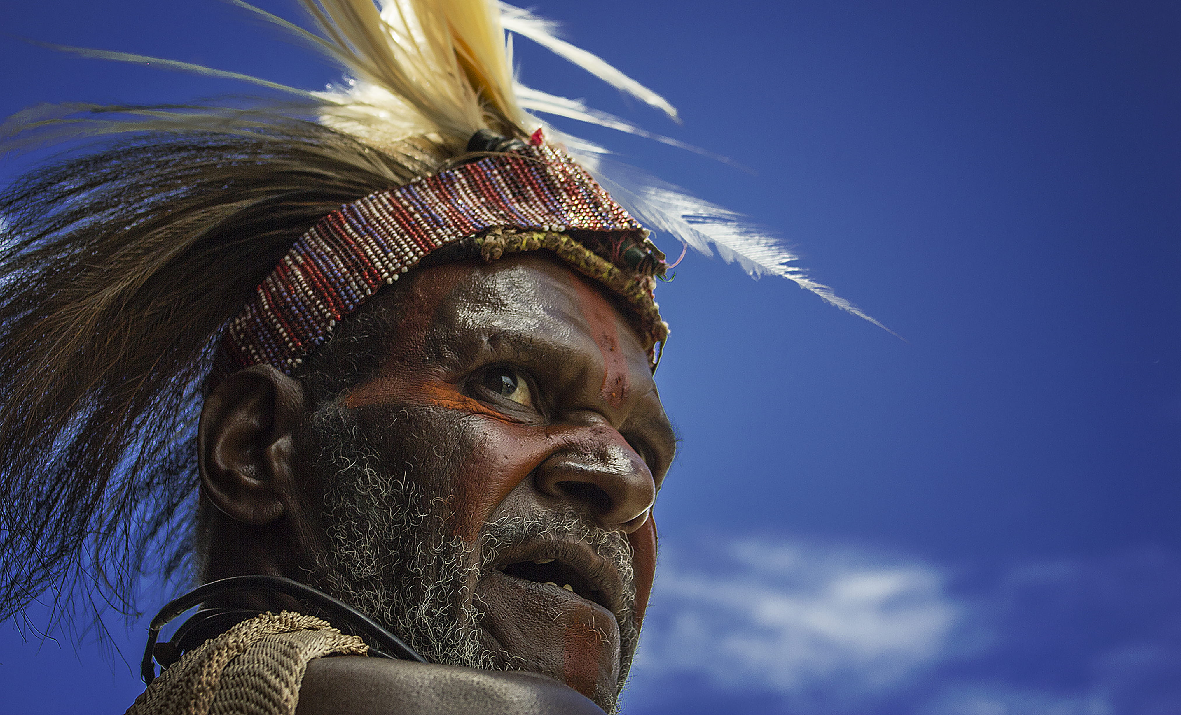 costume, outdoors, low angle view, 4K, human representation, fashion, nature, sculpture, tribal, art and craft, culture, portrait, human face, sky, wear, HD Wallpaper