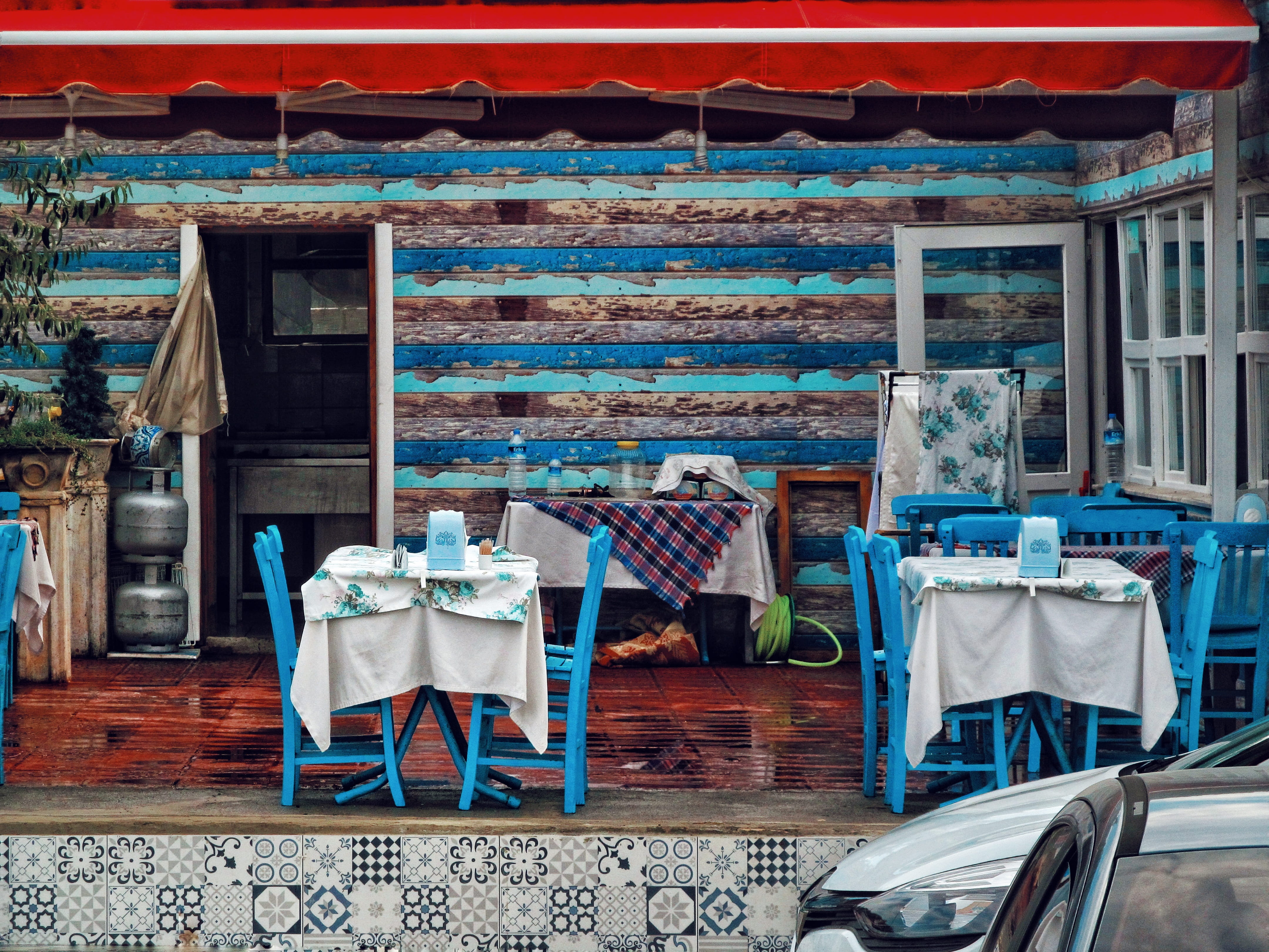 blue, clothing, absence, sea, market, authentique, for sale, cafe, fish, textile, variation, hanging, 4K, choice, turkey, bursa, indoors, beach, small business, HD Wallpaper