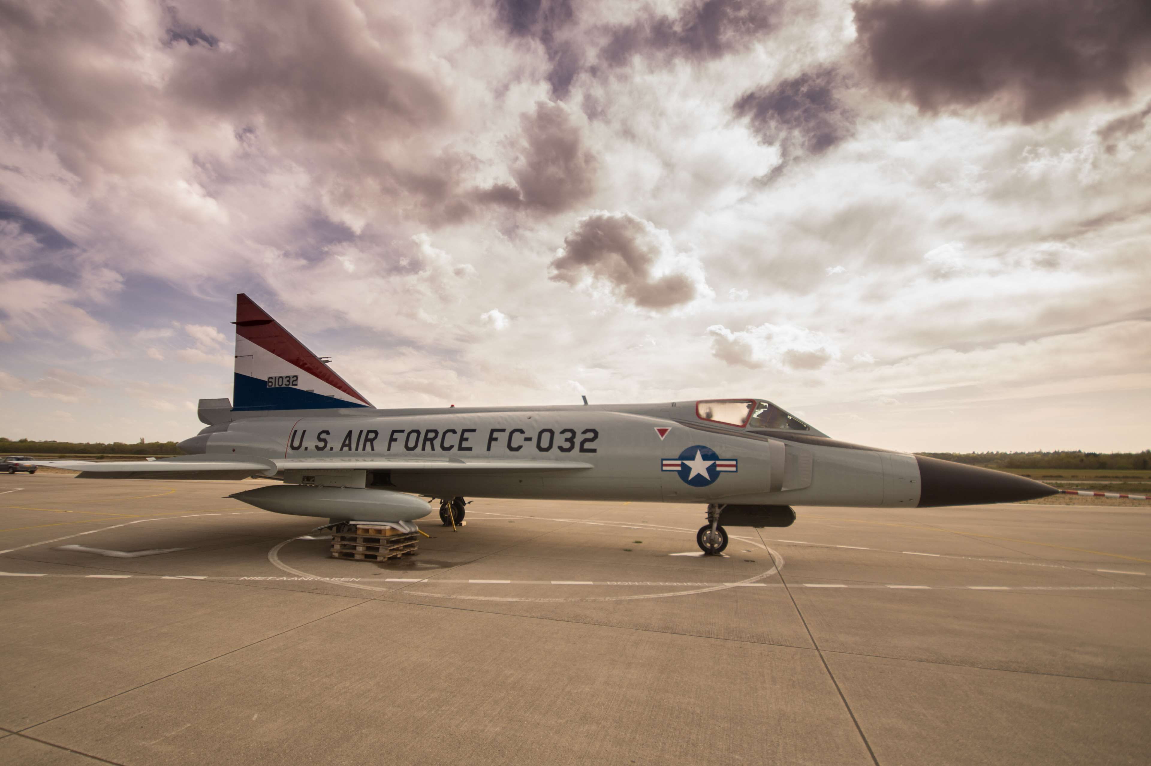 airfield, aerospace industry, airplane, aircraft, dusk, business, airport runway, museum, 4K, nature, corporate jet, fighter, united states air force, HD Wallpaper