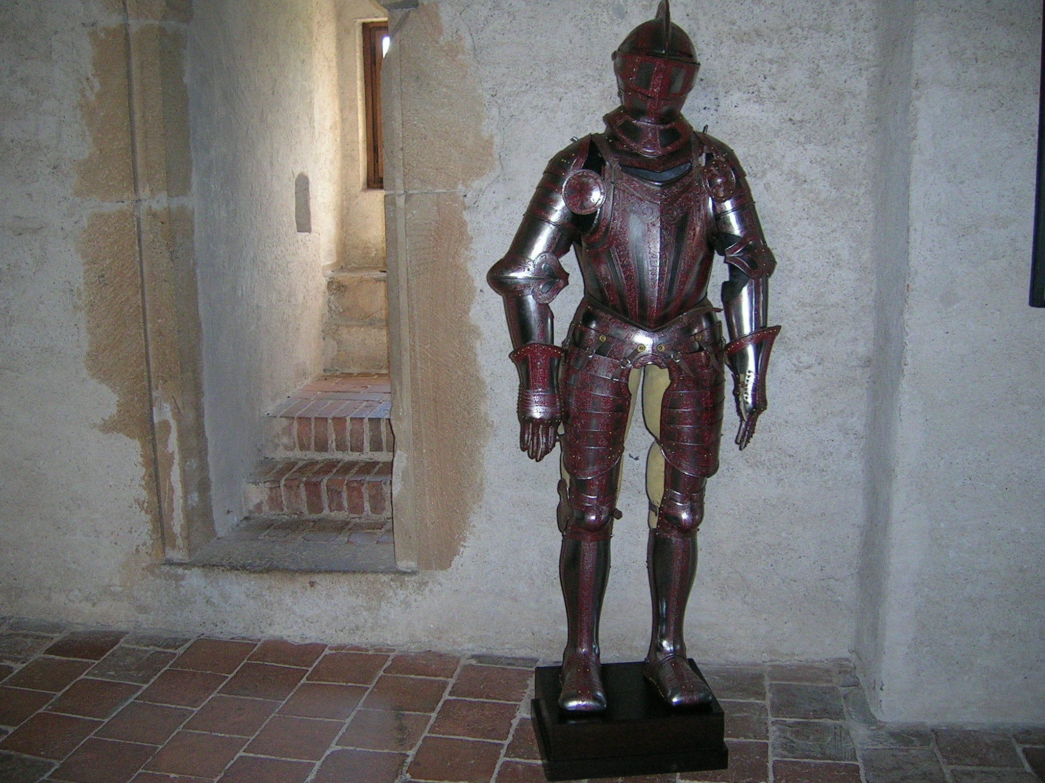 statue, male likeness, ritterruestung, representation, sculpture, front view, full length, human representation, middle ages, building, the past, wall - building feature, HD Wallpaper