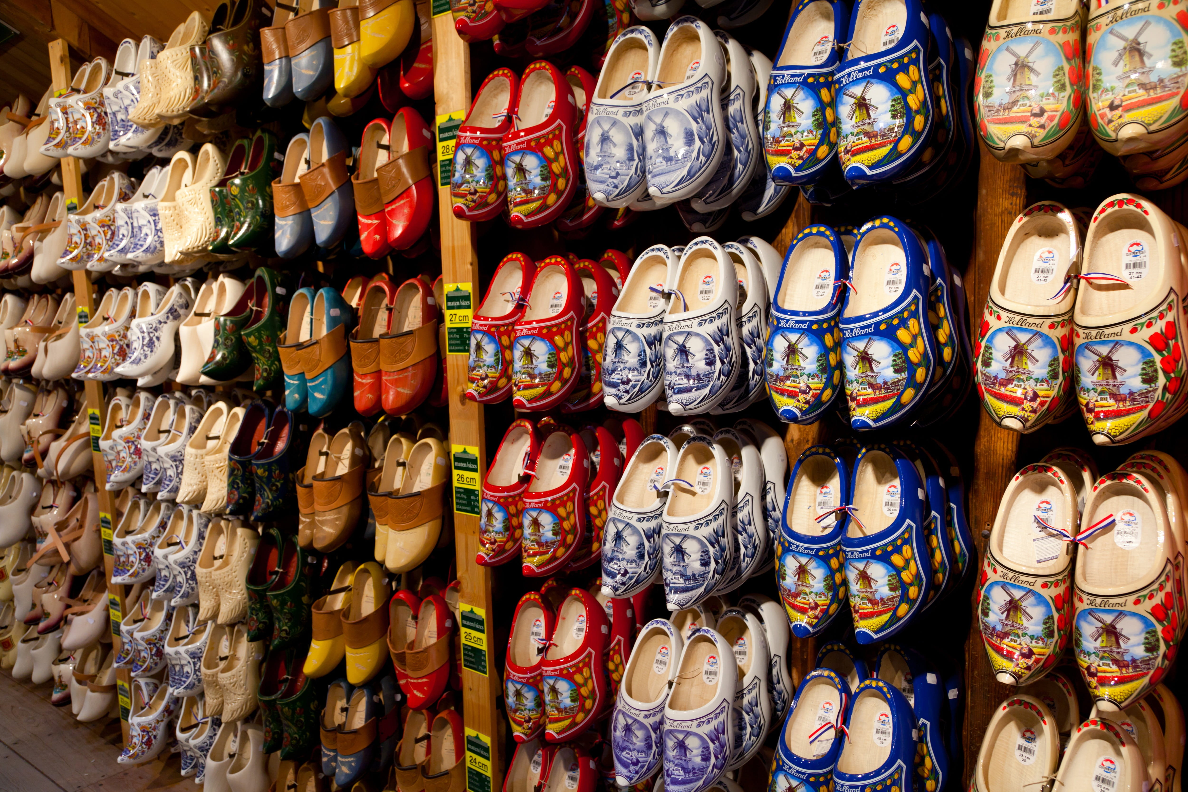 footwear, consumerism, art and craft, netherlands, pattern, 4K, in a row, shoes, clogs, dutch, traditional, multi colored, colorful, variation, large group of objects, HD Wallpaper