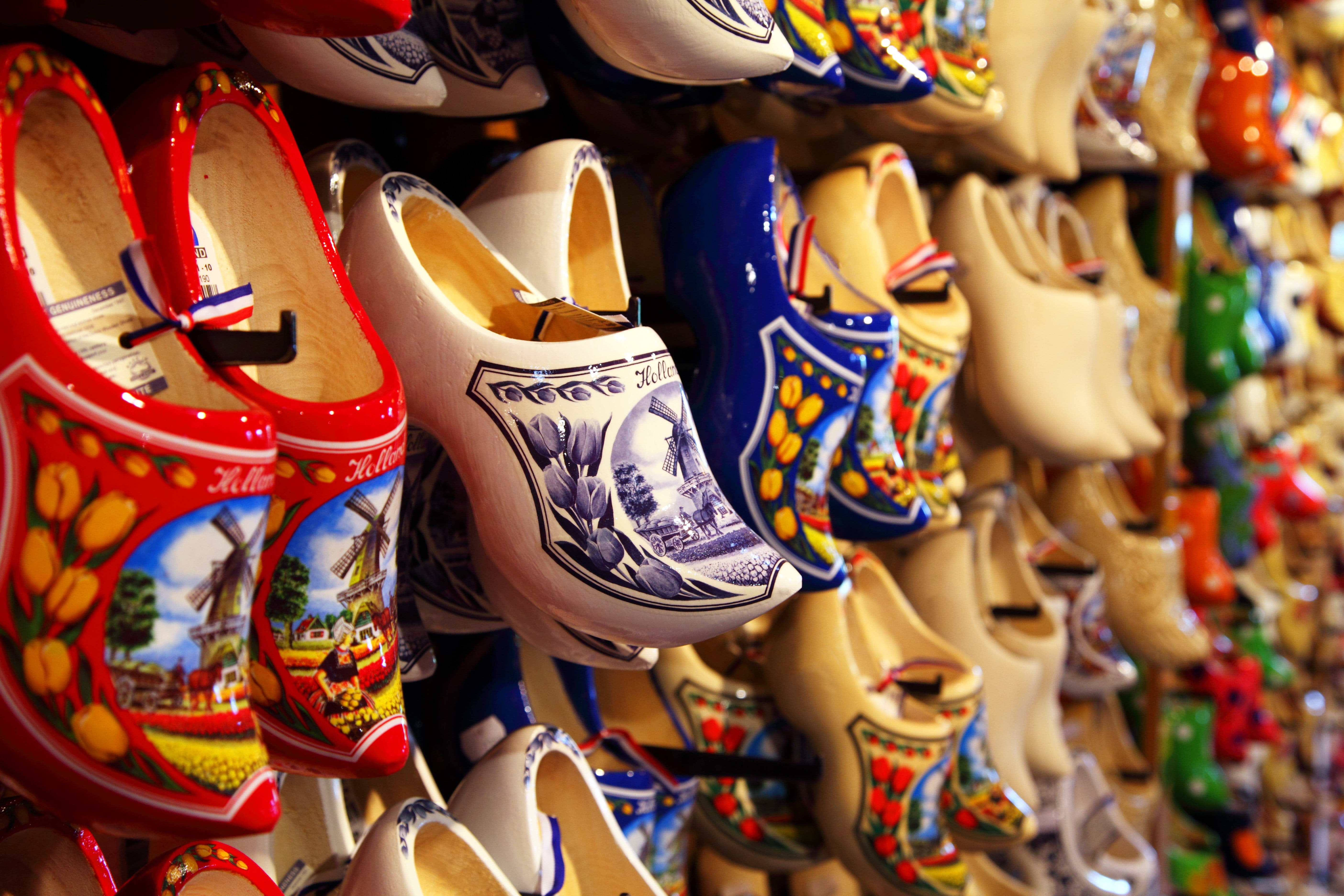 consumerism, traditional, shopping, business, holland, handmade, market stall, retail display, large group of objects, footwear, sale, workshop, Dutch, HD Wallpaper