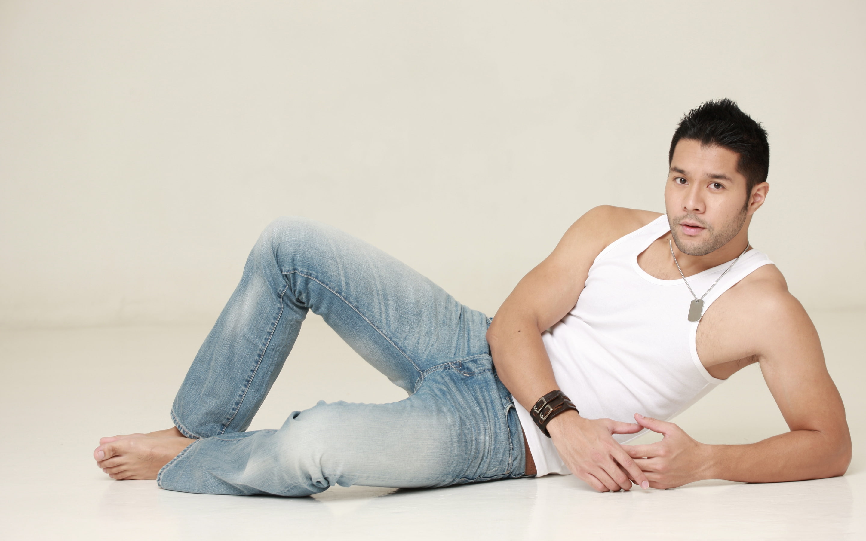 victor, dude, 2K, aliwalas, muscle, model, men, guy, HD Wallpaper