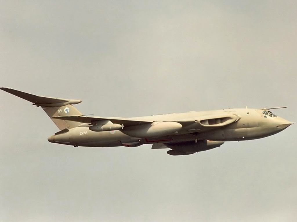 Victor, military, handley, 480P, hd, art, Bomber, page, Handley Page, aircraft, RAF, HD Wallpaper