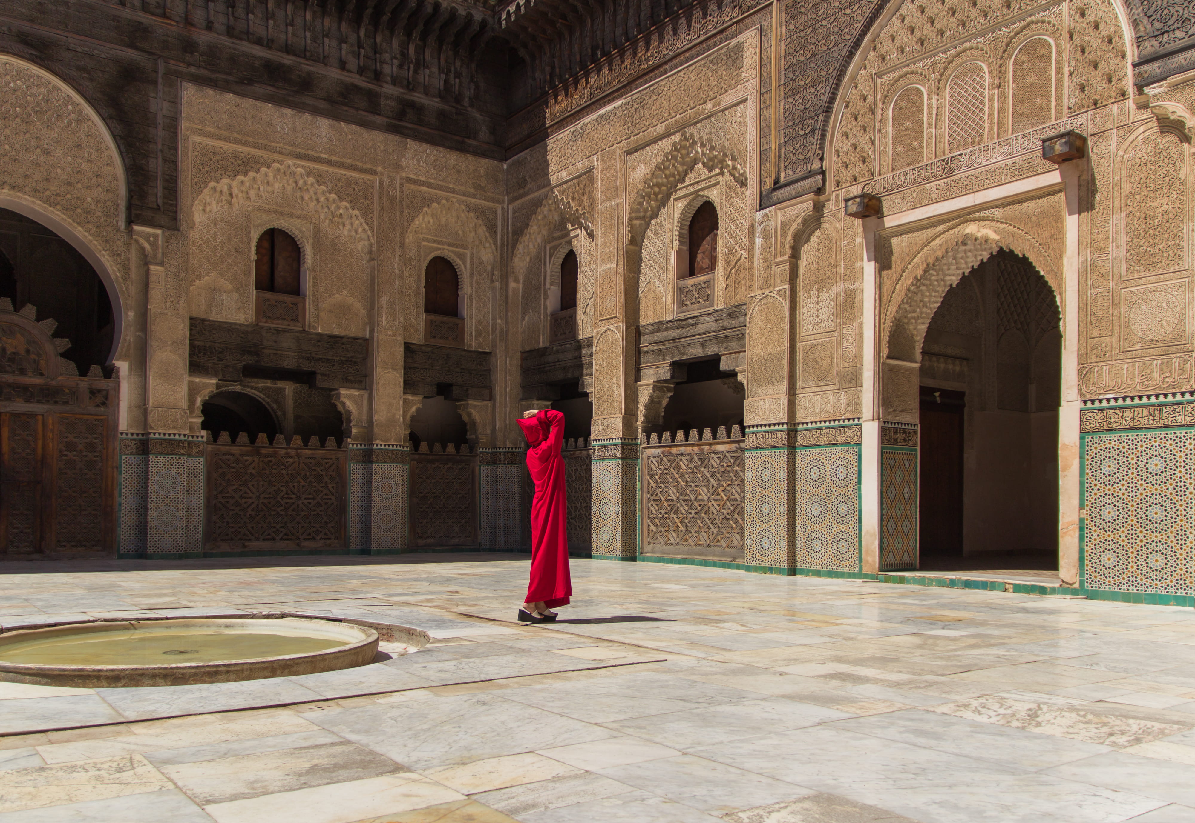 women, school, building, morocco, 4K, tiles, old, one person, real people, girl, history, standing, courtyard, day, arch, the past, red, arabic, full length, HD Wallpaper