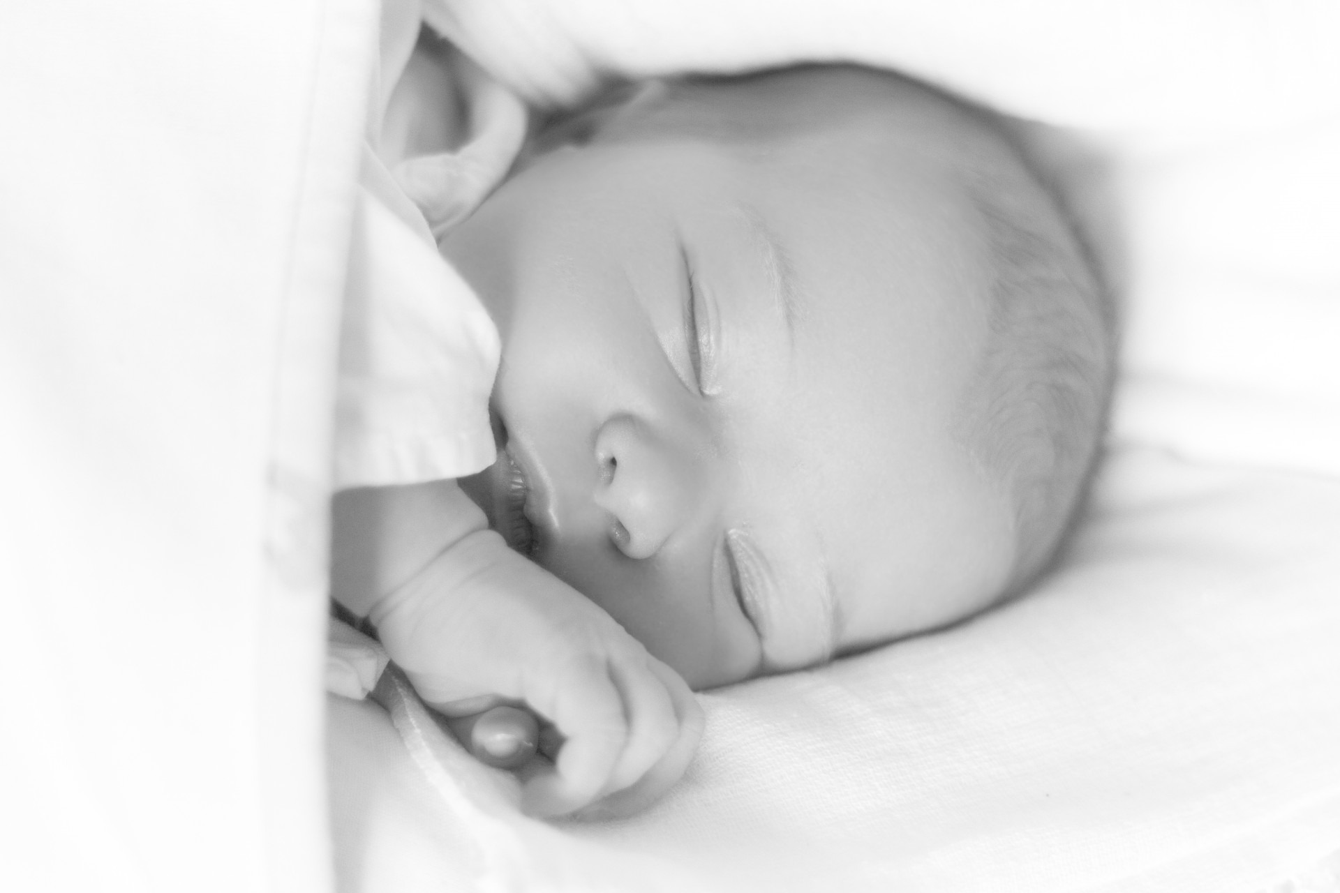 real people, small, one person, beginnings, relaxation, innocence, caucasian Ethnicity, girl, indoors, people, bed, child, new Life, 1080P, childhood, HD Wallpaper