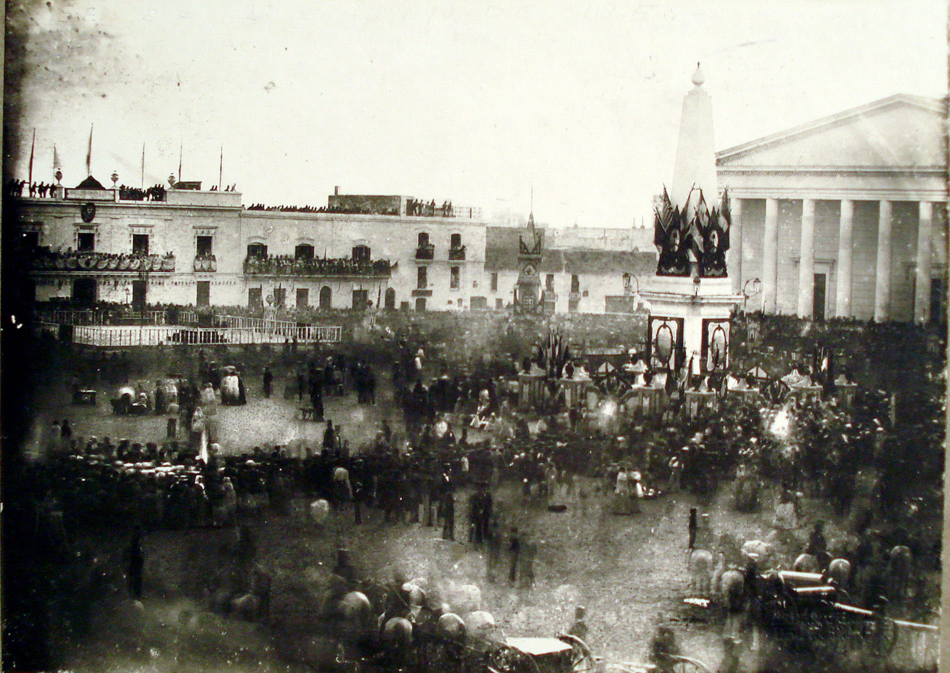 crowd, clear sky, 1854, water, Buenos Aires, travel destinations, large group of people, outdoors, vintage, old, buenos, residential district, group of people, HD Wallpaper