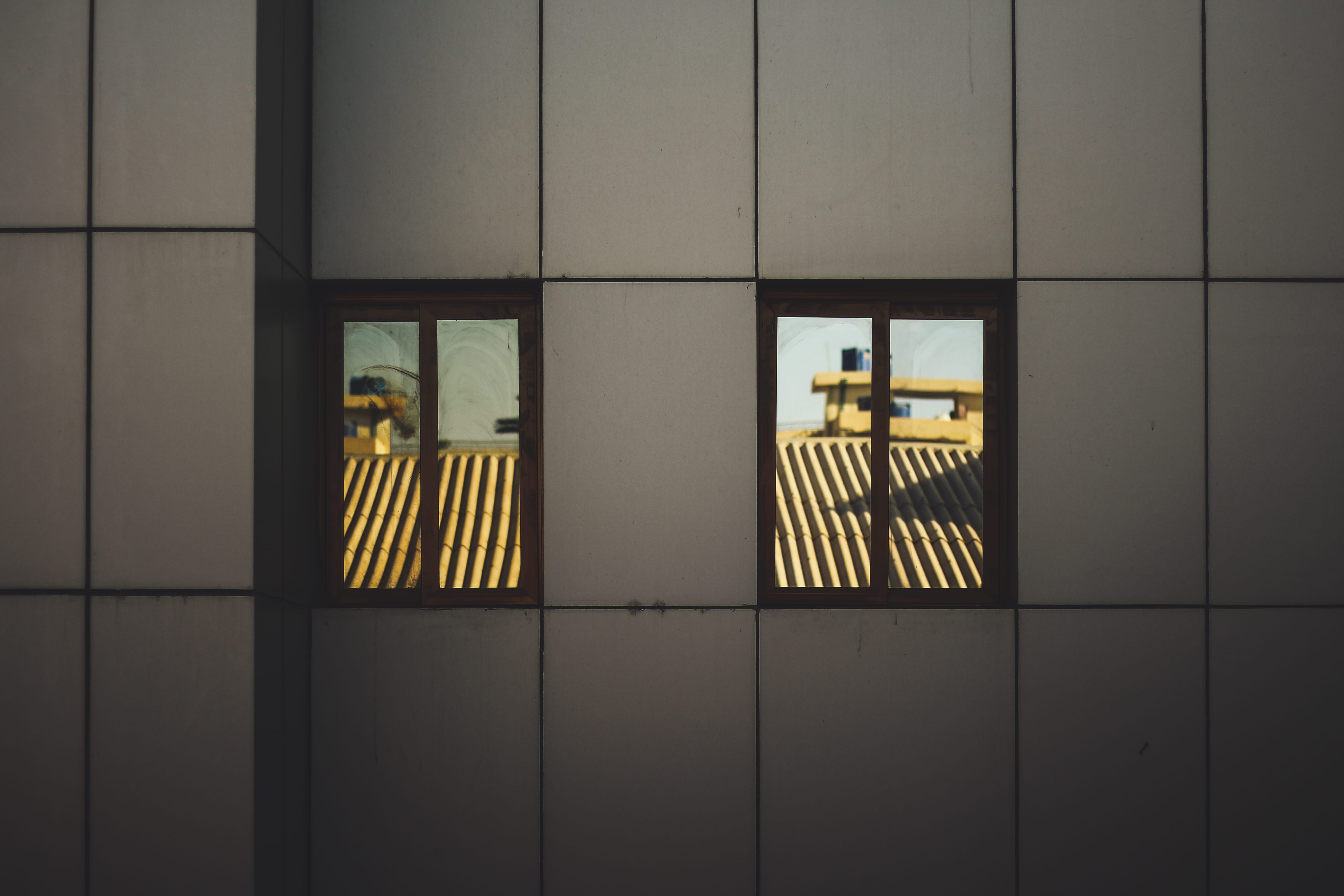 frames, roofs, sudan, geometric shape, day, geometry, rooftop, nature, window, city, building, pattern, reflection, no people, facade, wall - building feature, HD Wallpaper