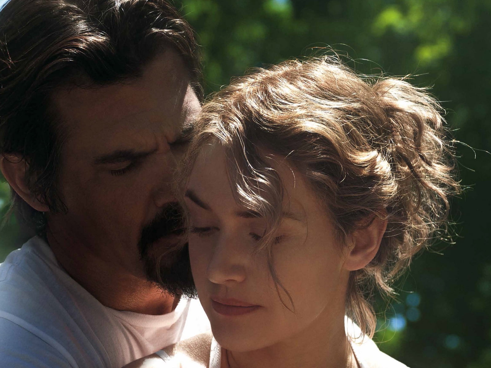 men, relaxation, headshot, mature Adult, women, kissing, lifestyles, caucasian Ethnicity, smiling, loving, females, looking, josh brolin, blonde, 720P, HD Wallpaper