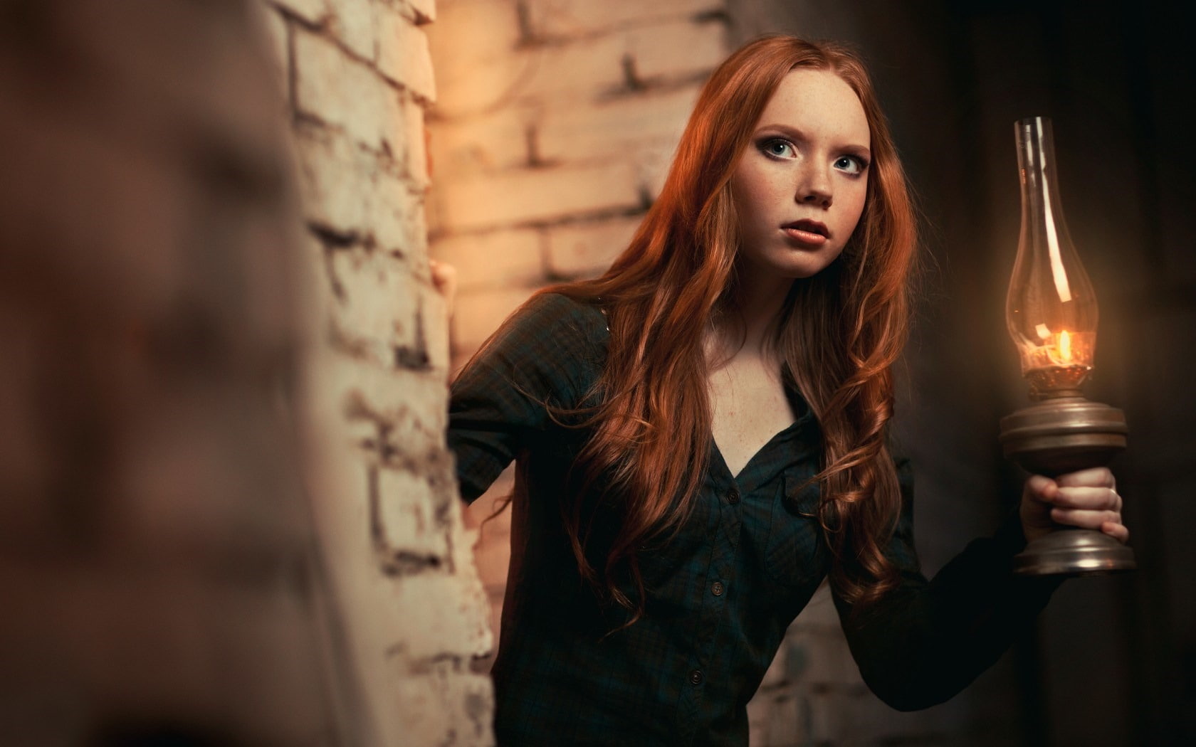 sleeved, s, hair, beautiful woman, lamp, young adult, indoors, long, looking, high, young women, top, quality, women, one person, waist up, black, girl, HD Wallpaper