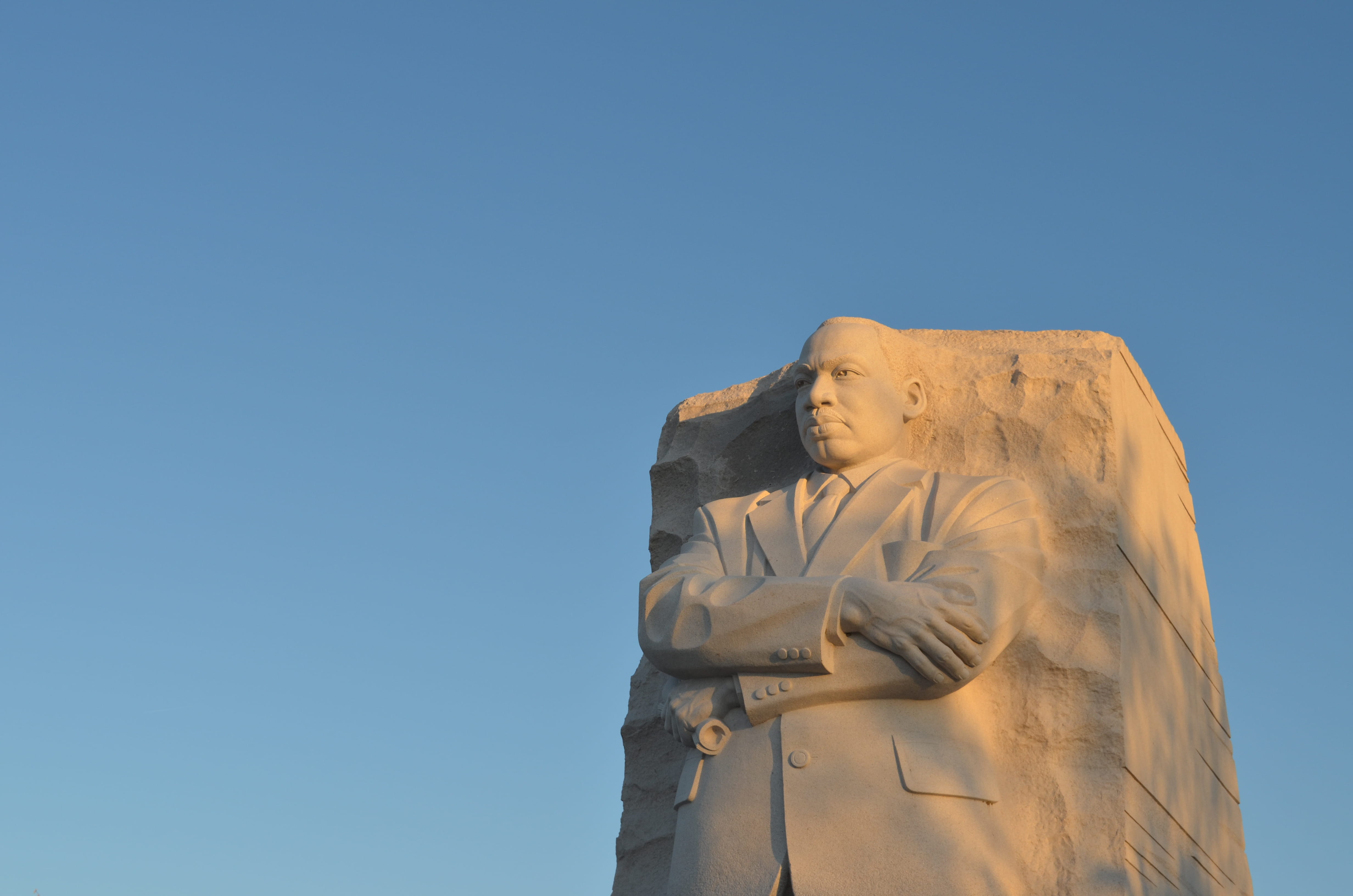 washington, sky, civil right, female likeness, low angle view, male likeness, martin luther king jr., monument, nature, creativity, religion, no people, HD Wallpaper