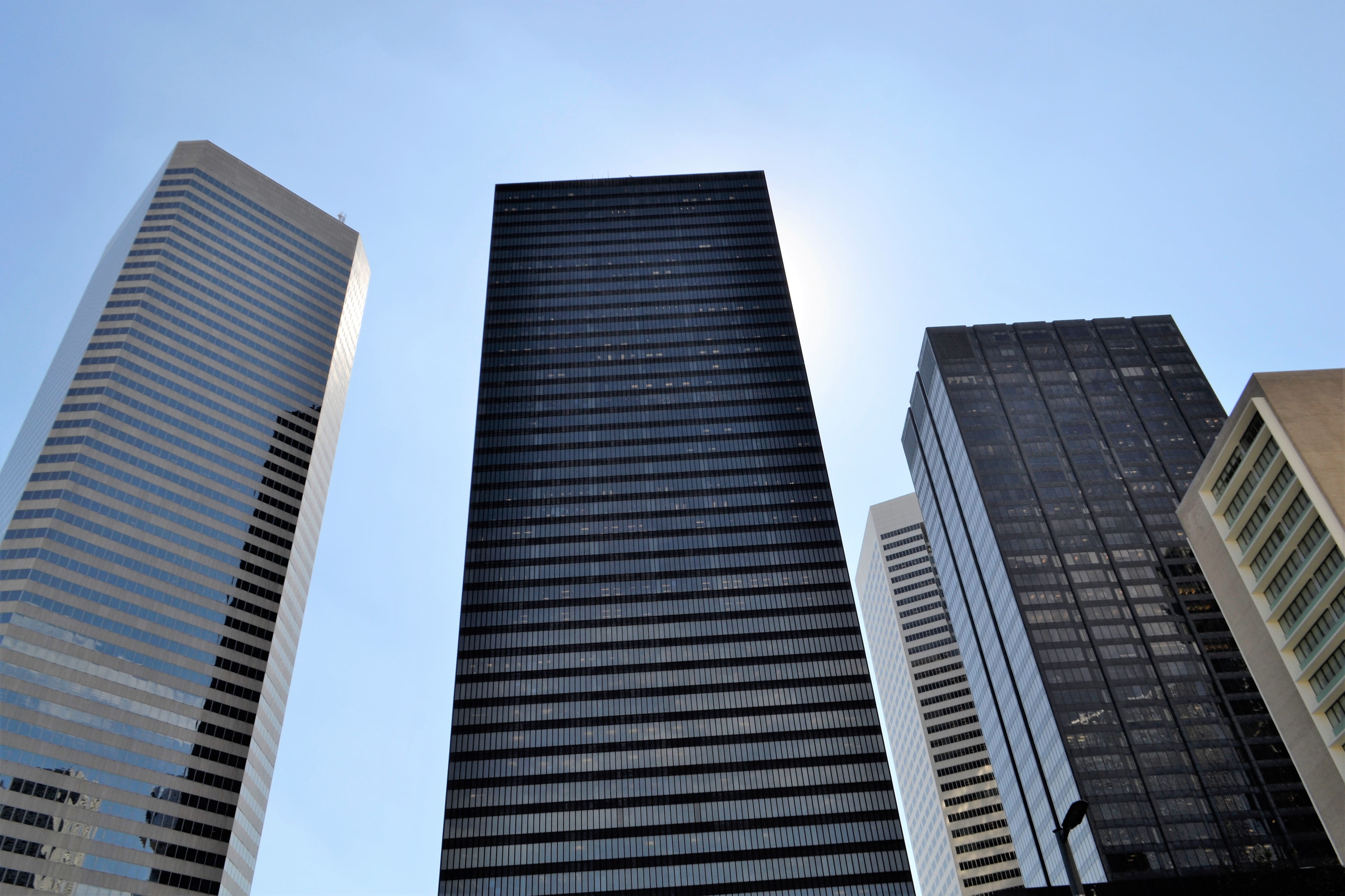 no people, office, built structure, tall - high, metropolis, commercial, skyscraper, place of work, usa, modern, low angle view, office building exterior, HD Wallpaper